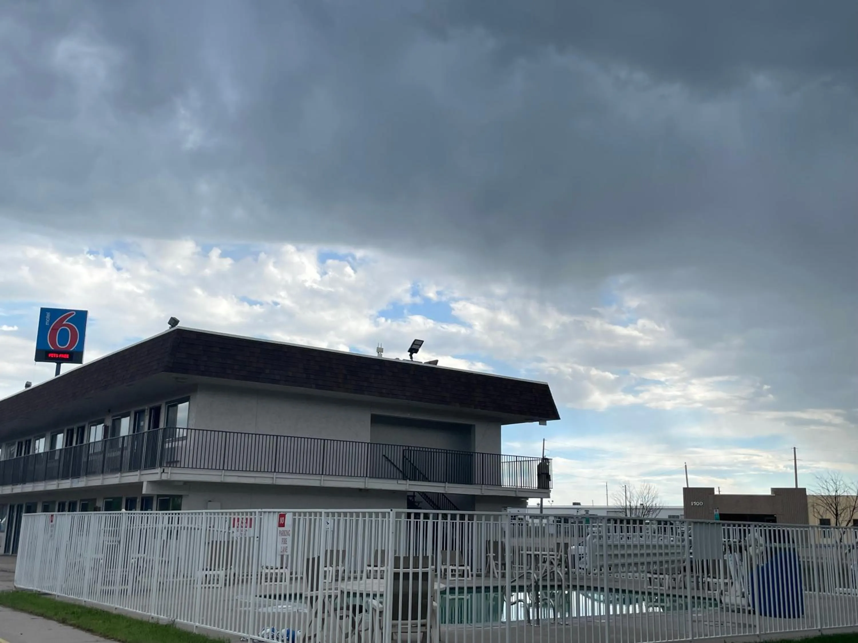 Property building in Motel 6 Cheyenne, WY