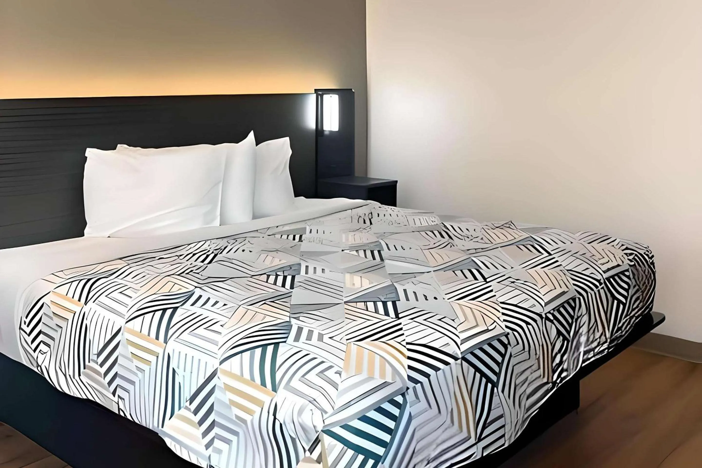 Bedroom, Bed in Motel 6 Cheyenne, WY