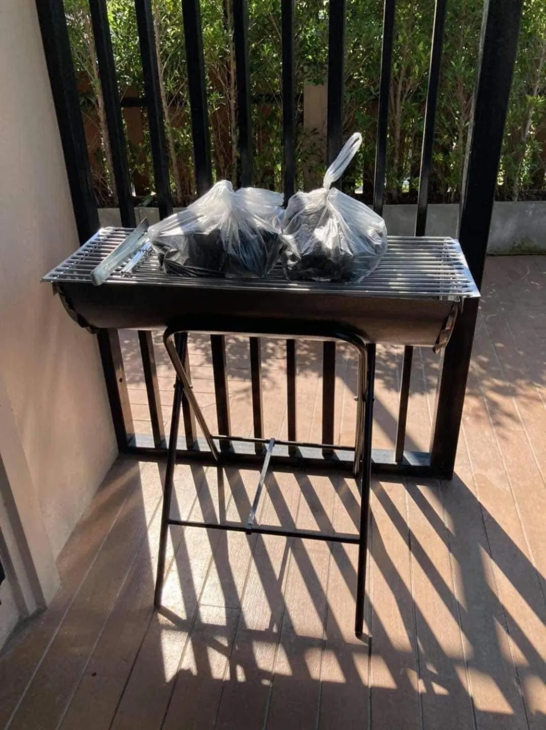 BBQ facilities in Barbé La Maison