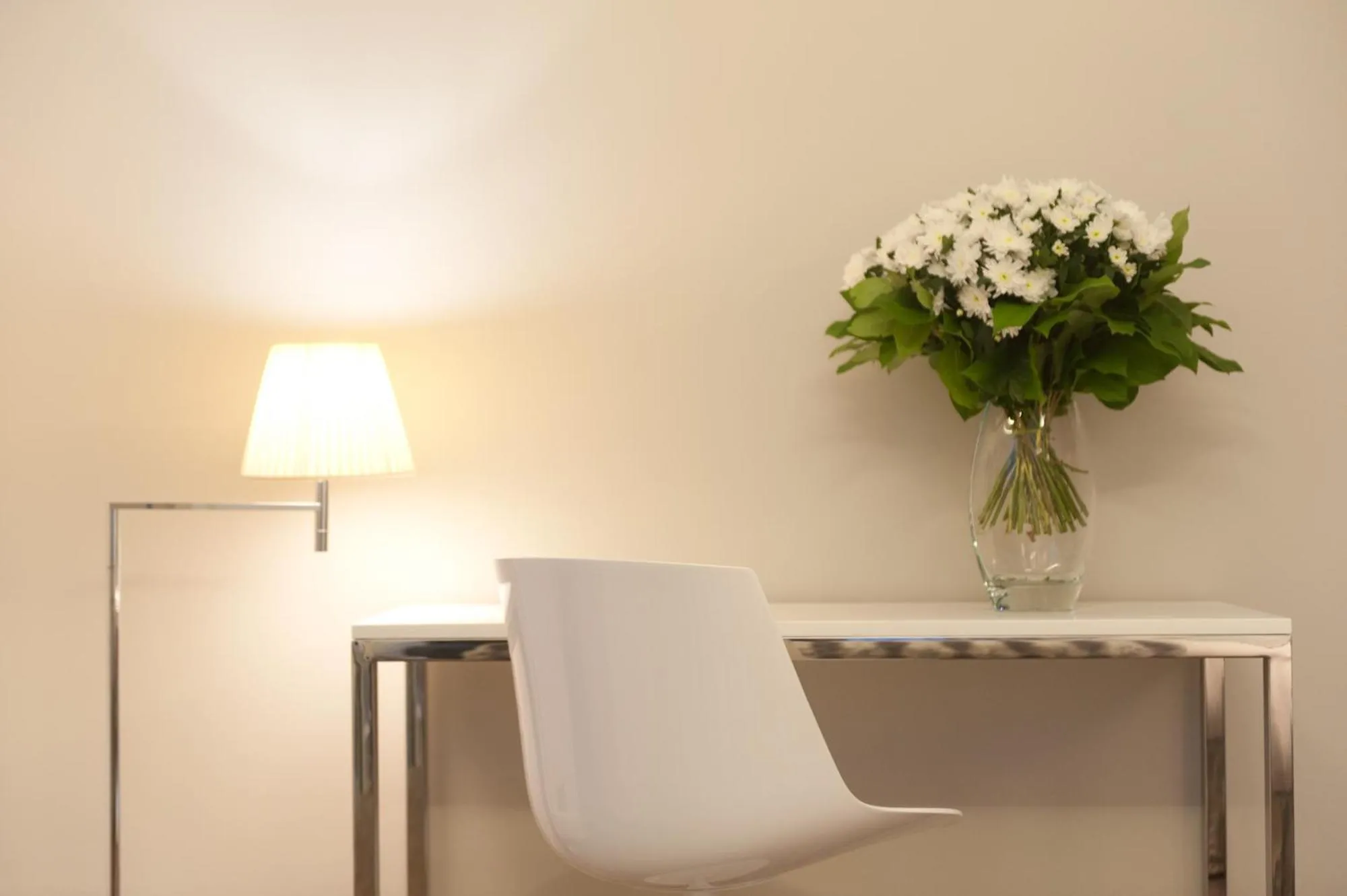 Seating area in Le César Hôtel