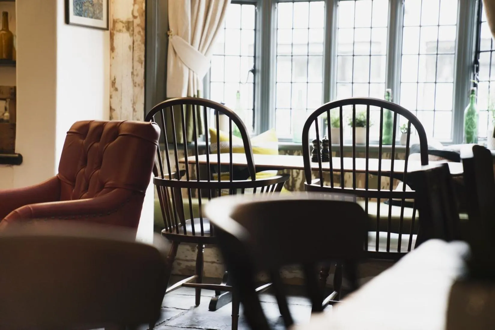 Lounge or bar in Bel and The Dragon at Red Lion Wendover