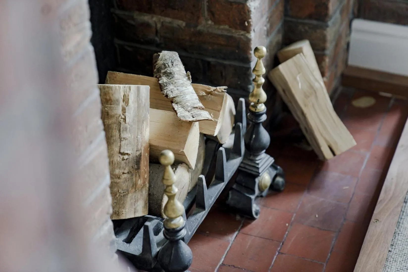 Decorative detail in Bel and The Dragon at Red Lion Wendover