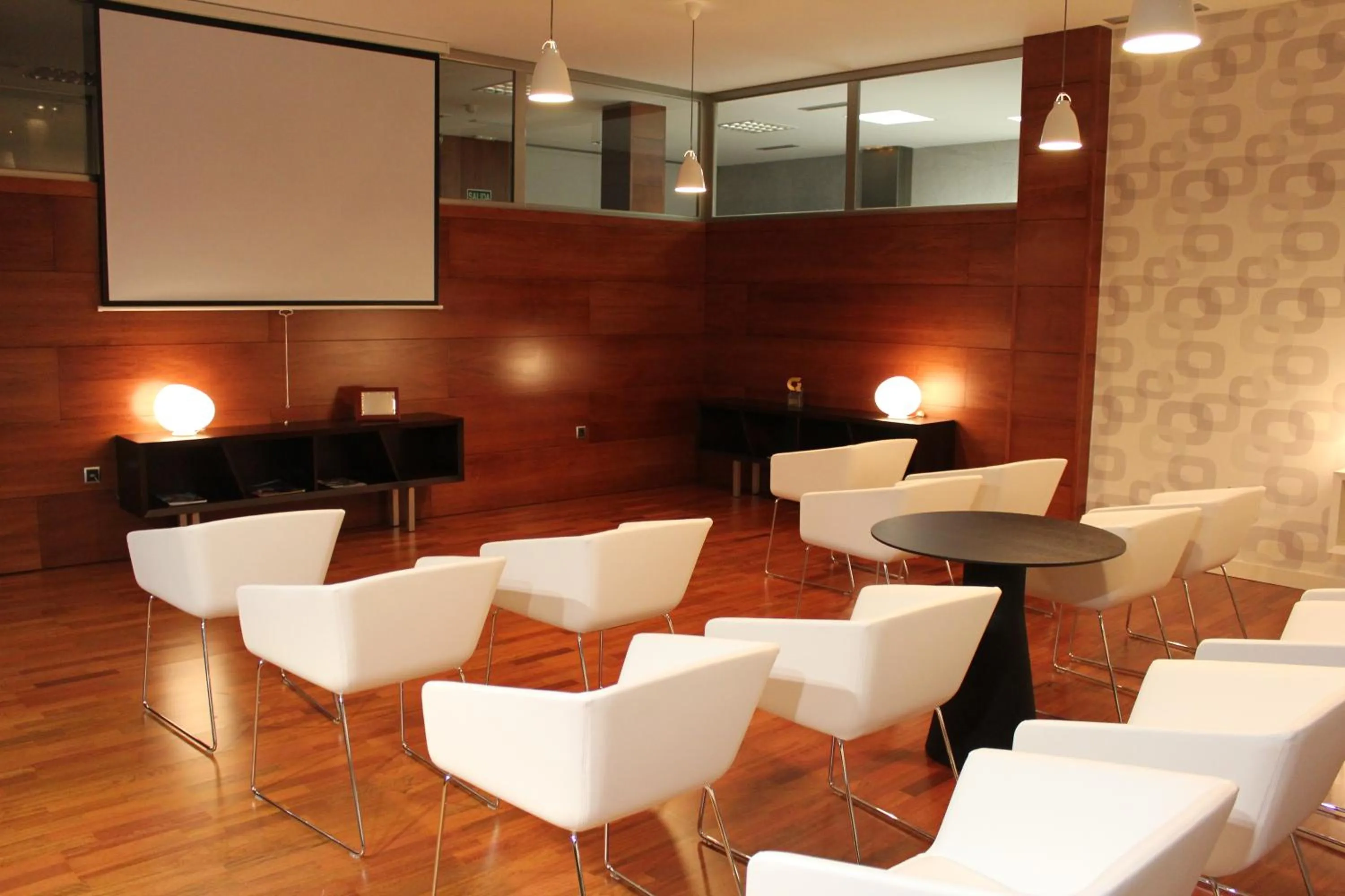 Meeting/conference room in Escuderos Hotel Cruz