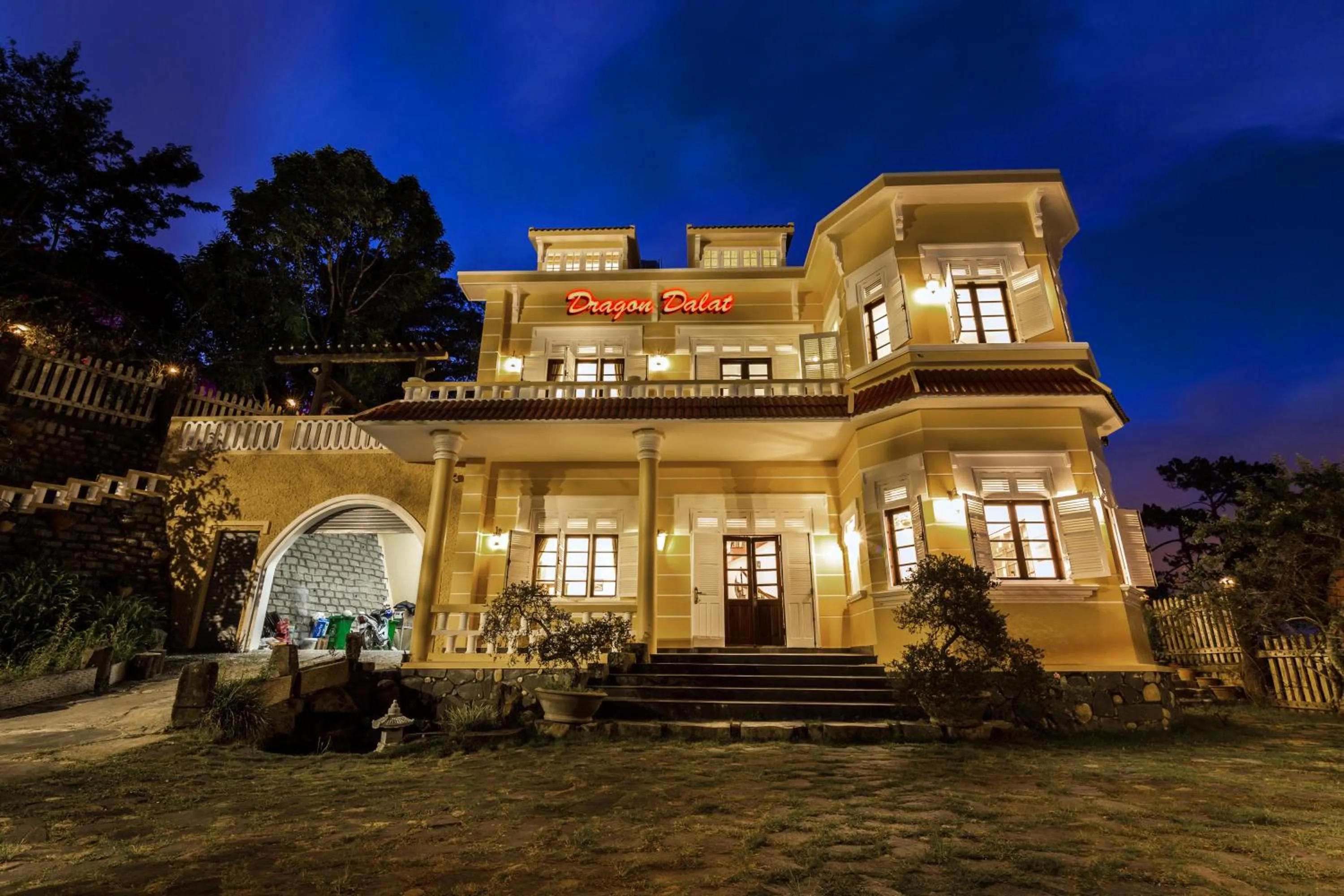 Property building in Dragon Dalat Villa