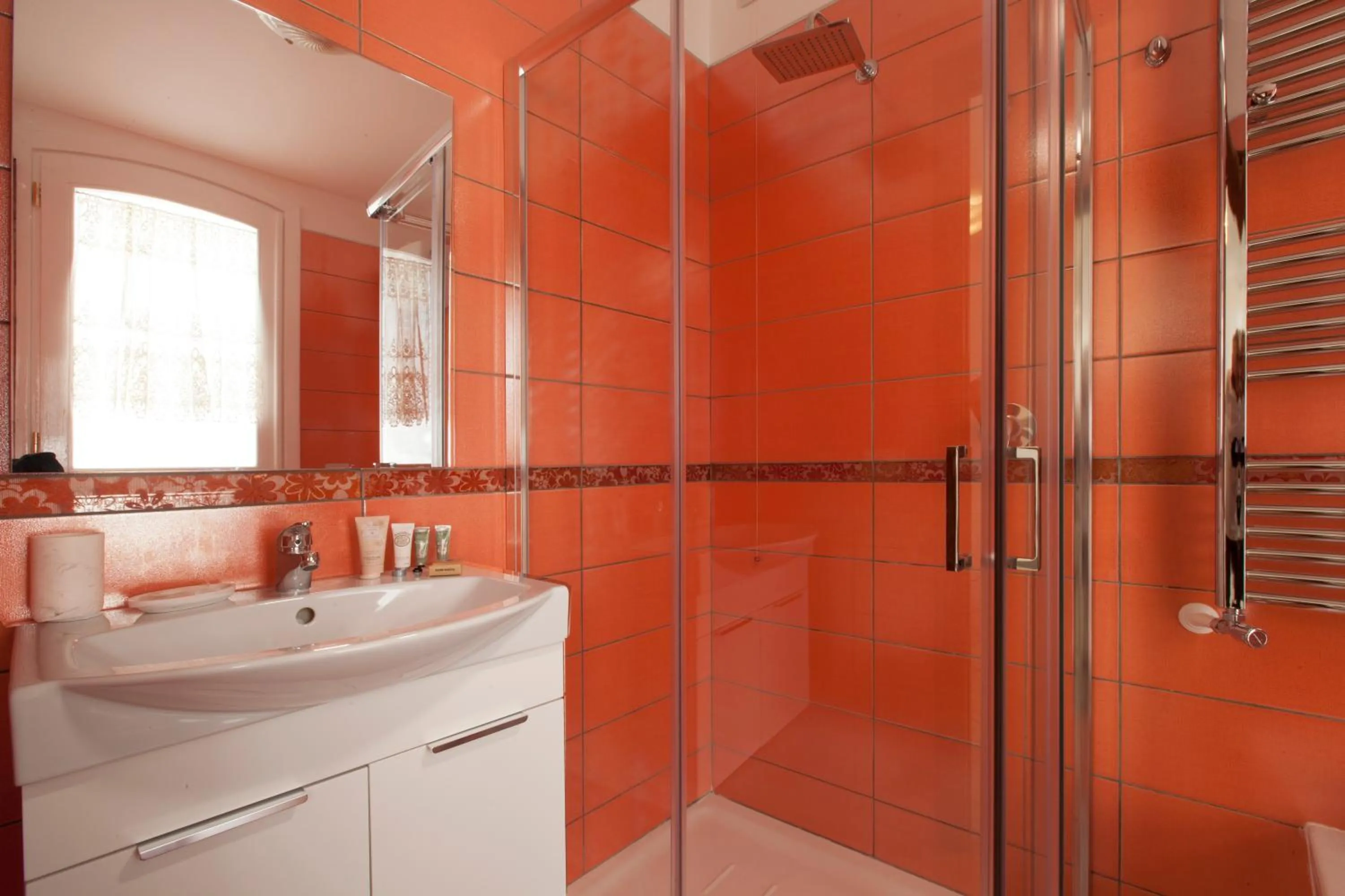 Bathroom in San Nicola B&B