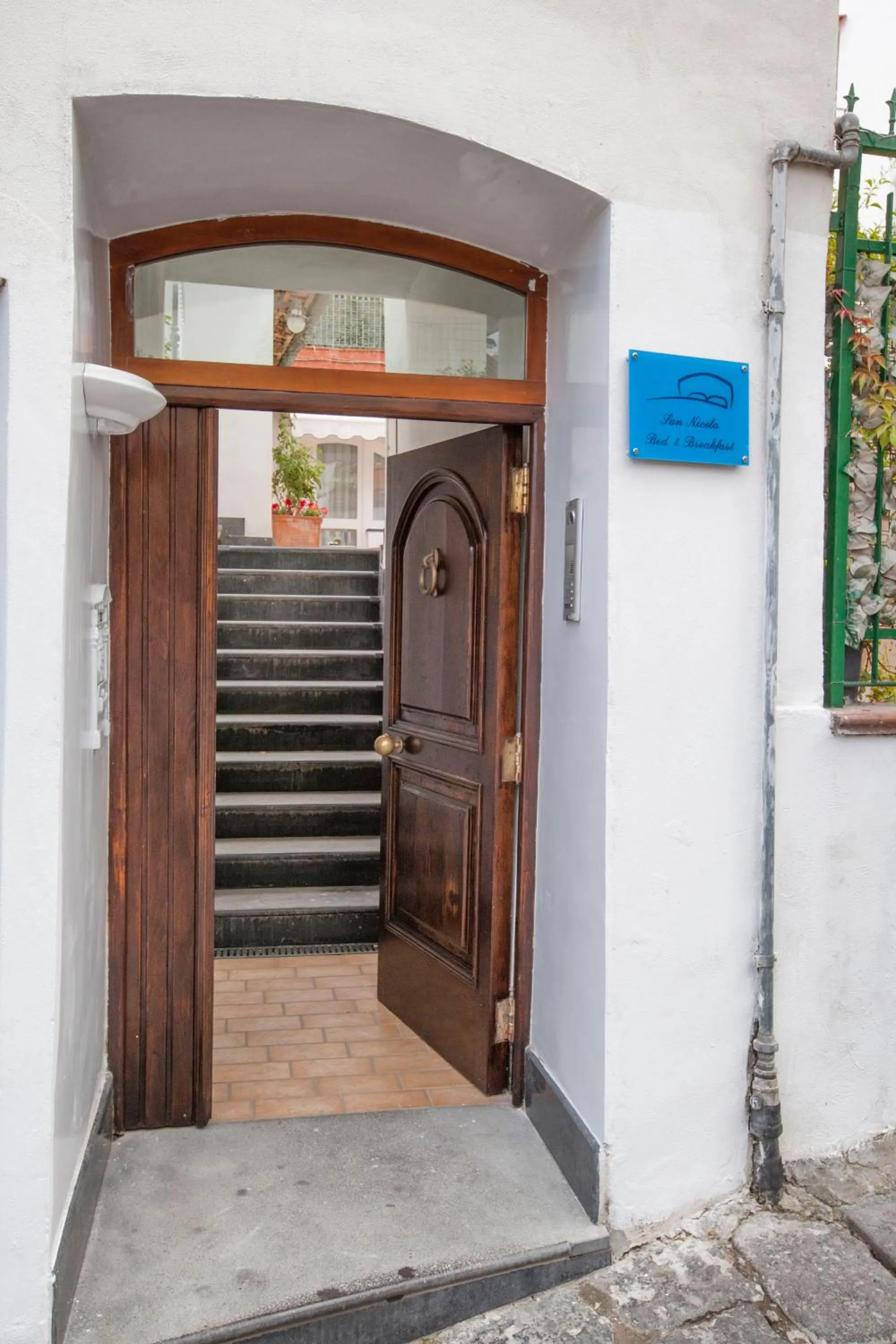 Facade/entrance in San Nicola B&B