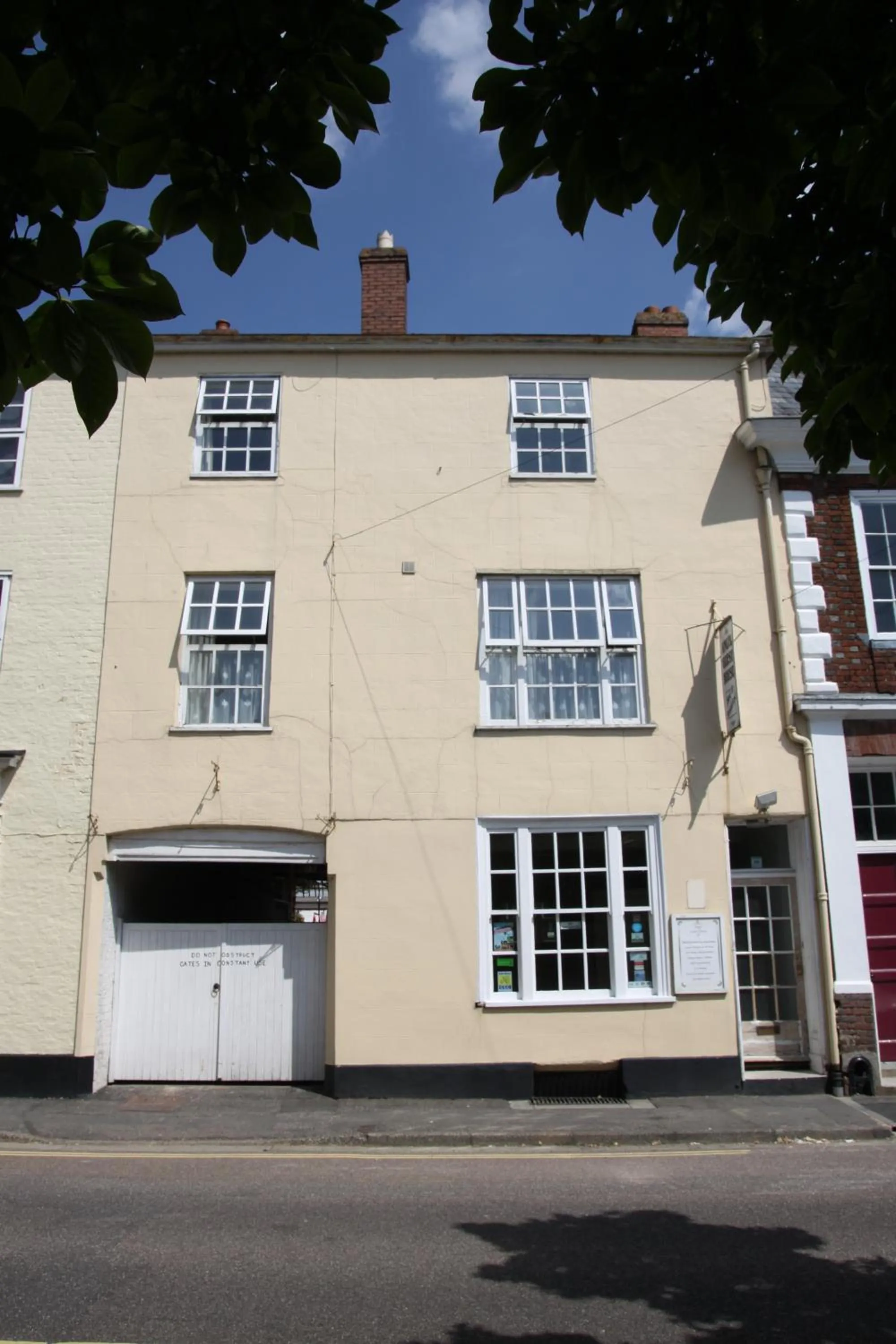 Facade/entrance in Angel Guesthouse