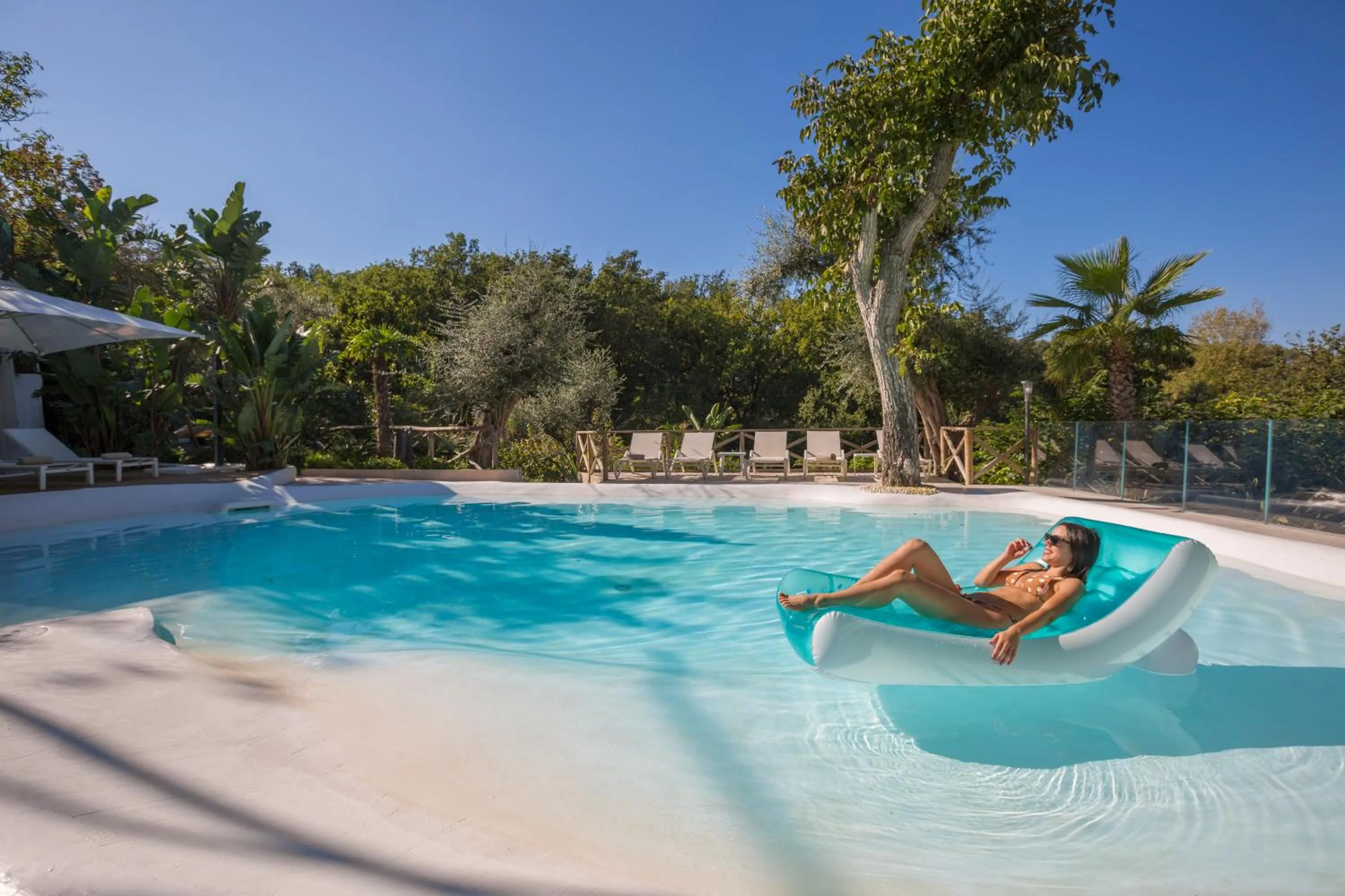 Pool view in Sorrento Dream