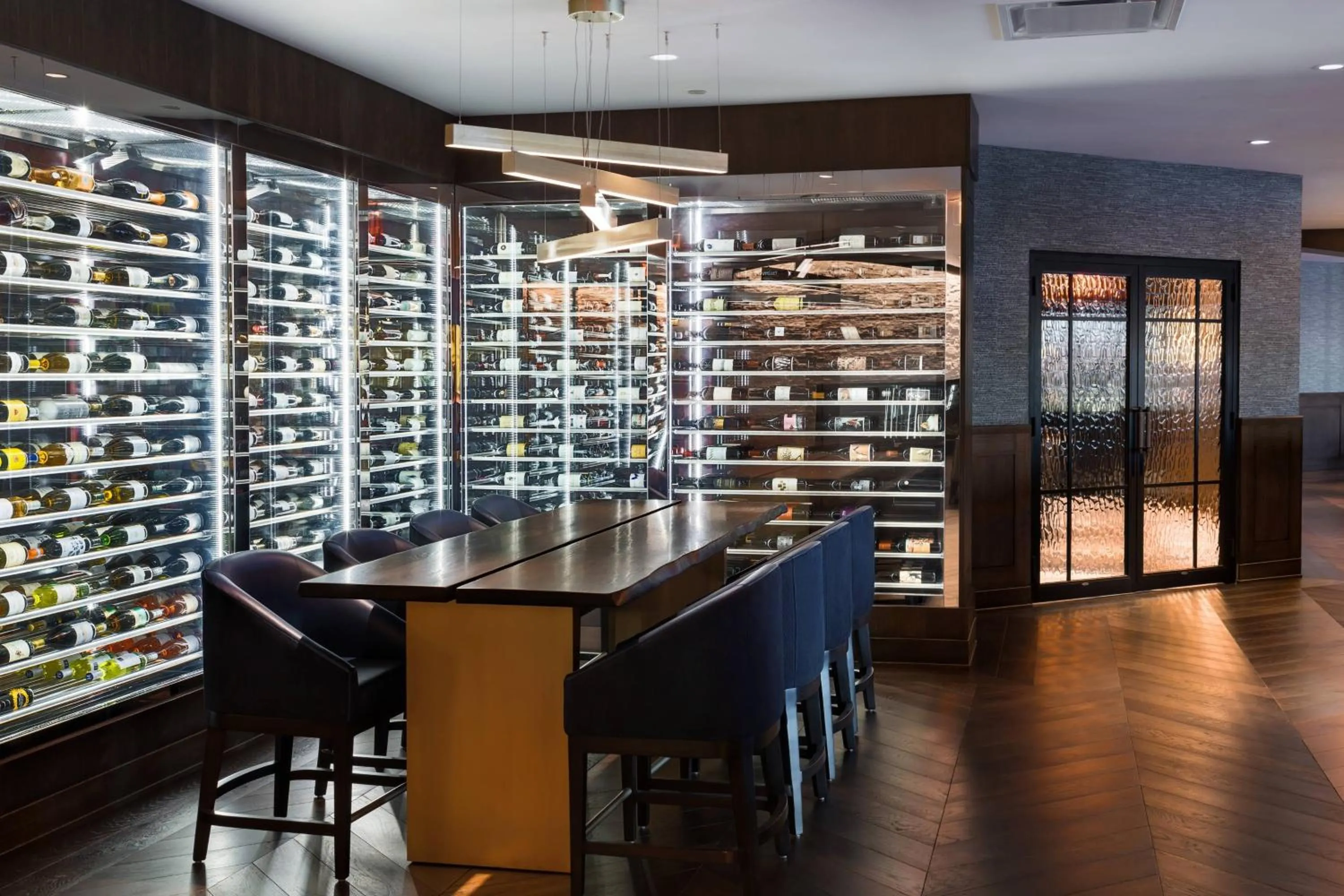 Restaurant/places to eat in South Sioux City Marriott Riverfront