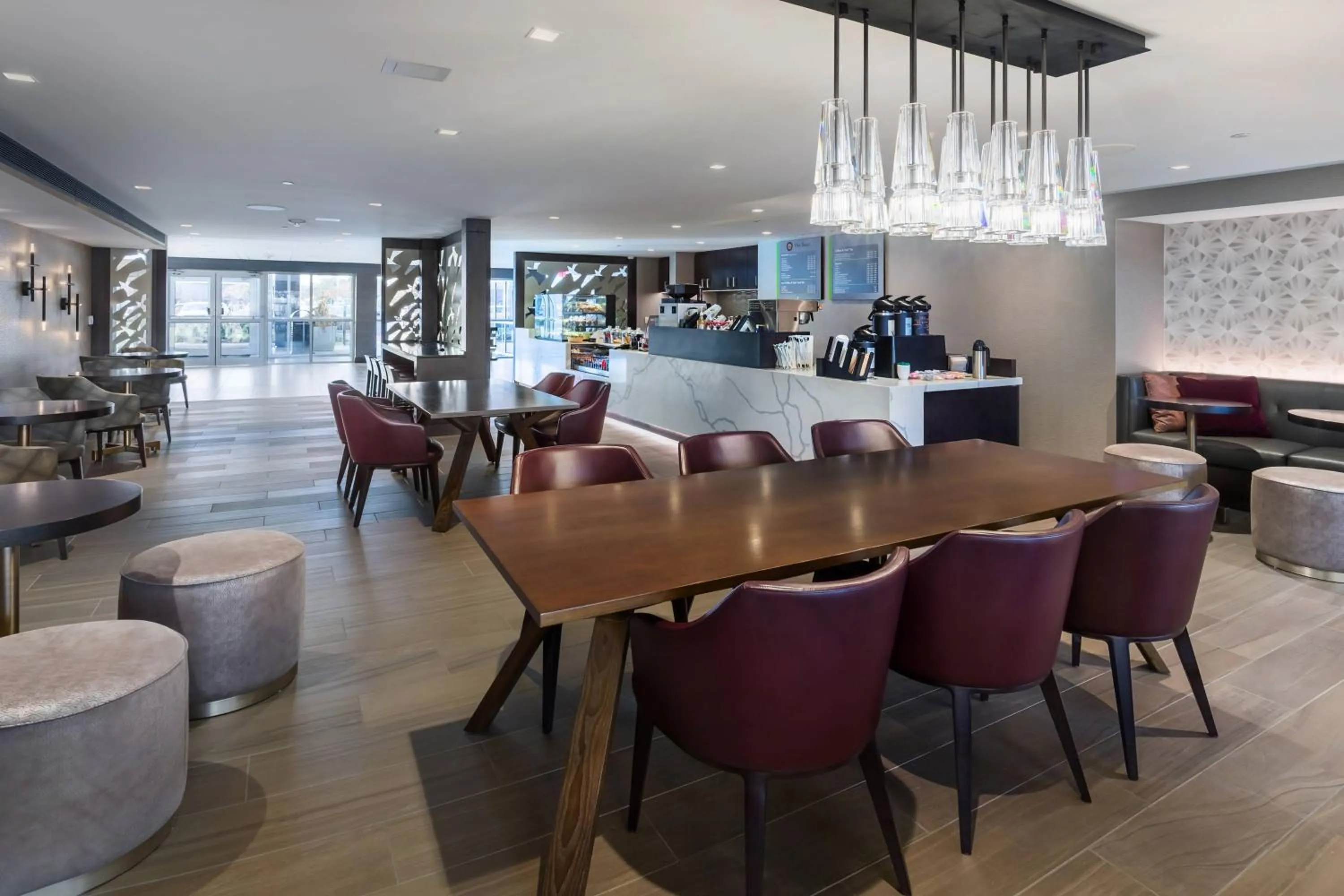 Restaurant/places to eat in South Sioux City Marriott Riverfront