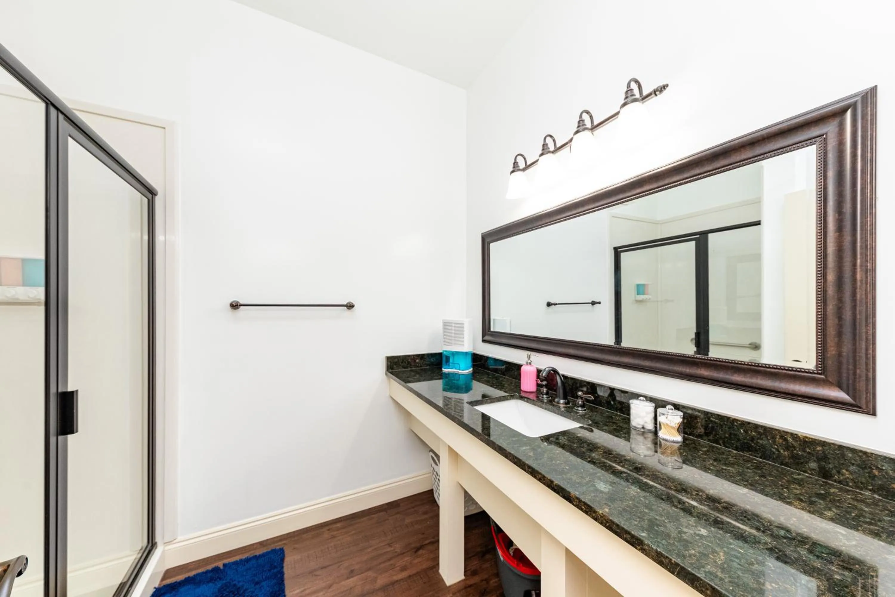 Bathroom in 30-A Inn & Suites