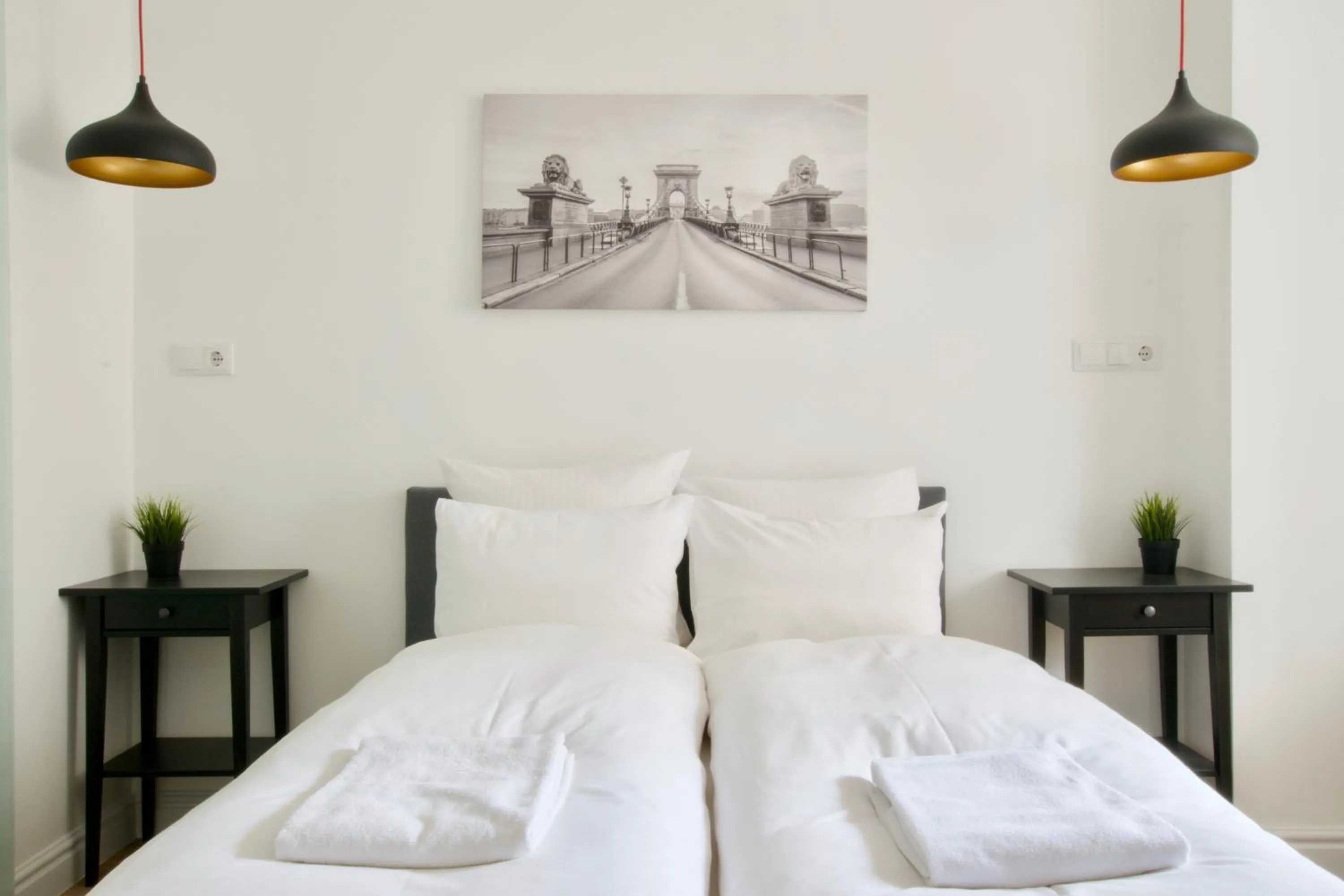 Bedroom, Bed in Standard Apartment by Hi5 - Régiposta