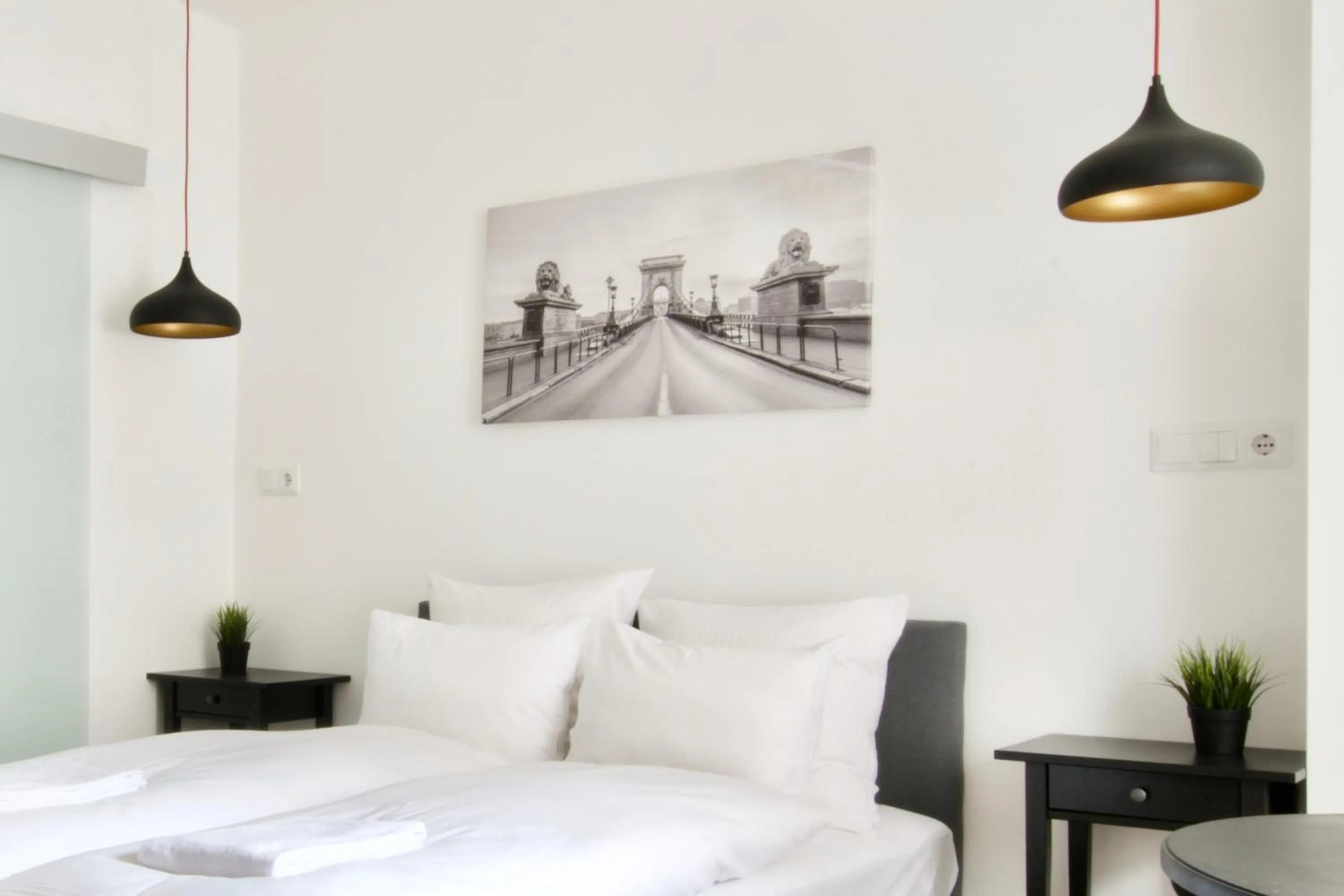 Bedroom, Bed in Standard Apartment by Hi5 - Régiposta