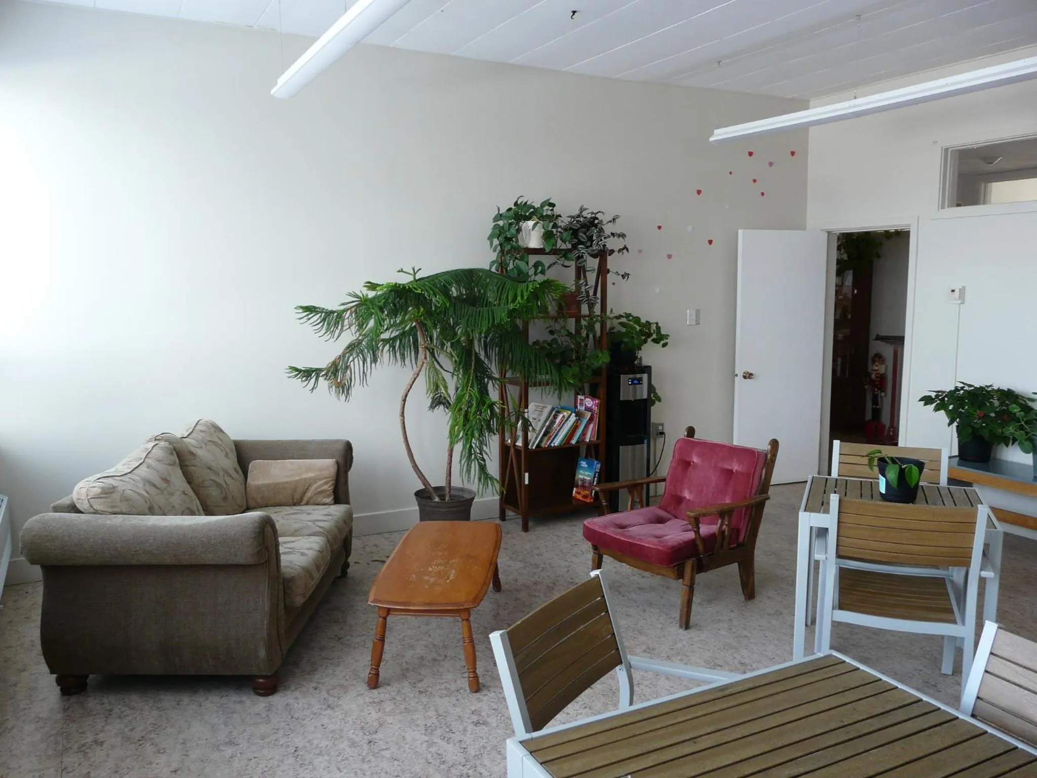 Dining area in Auberge La Petite École de Forillon