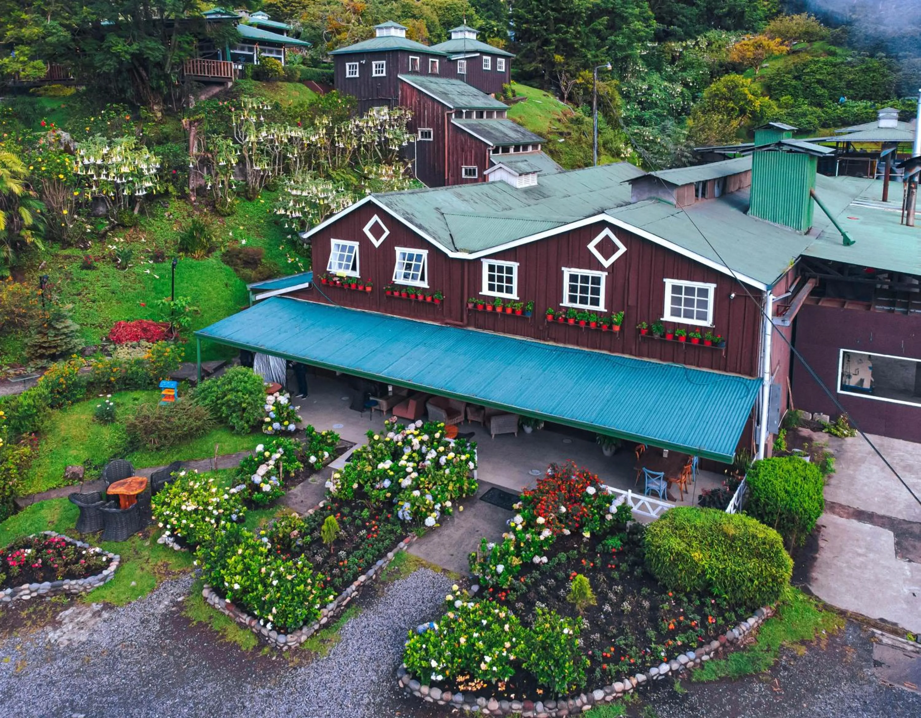 Property building in Hotel Finca Lerida Coffee Plantation and Boutique Hotel