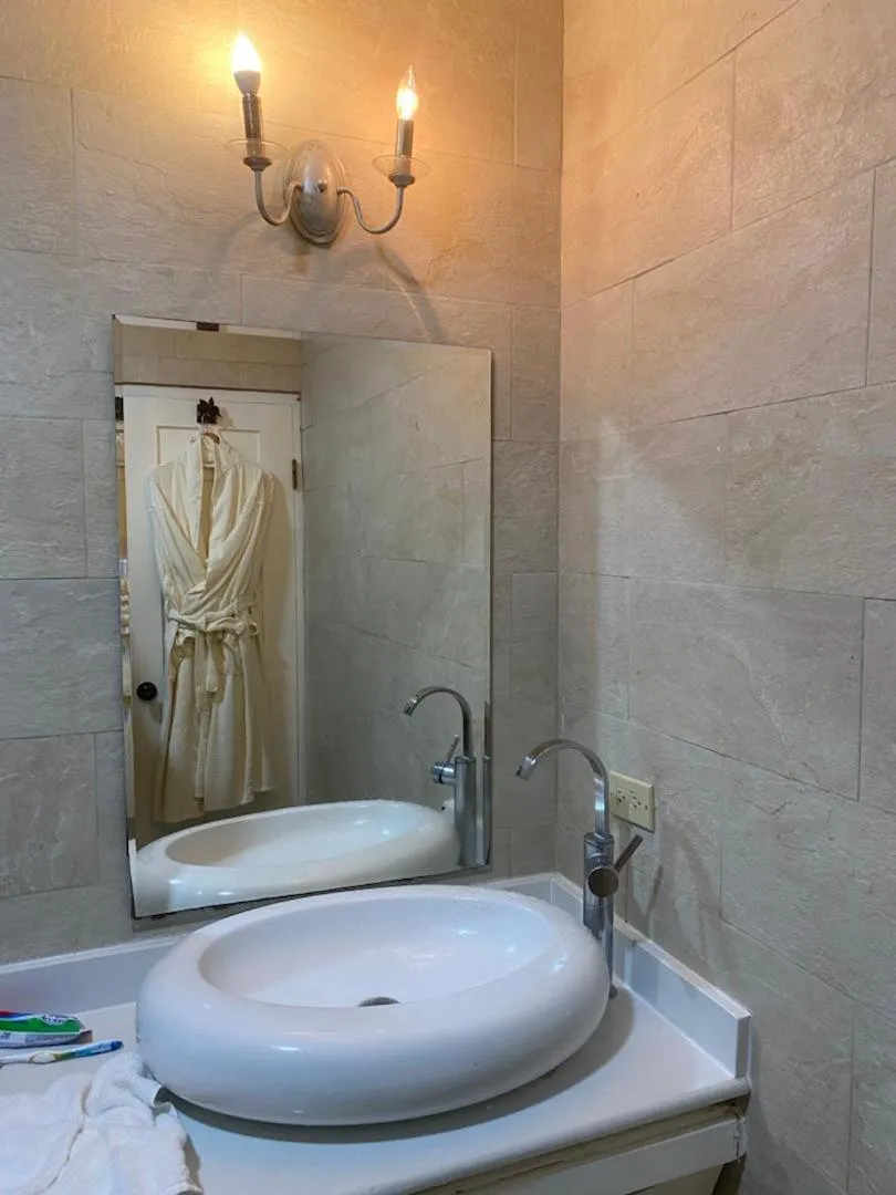 Bathroom in Hotel Finca Lerida Coffee Plantation and Boutique Hotel