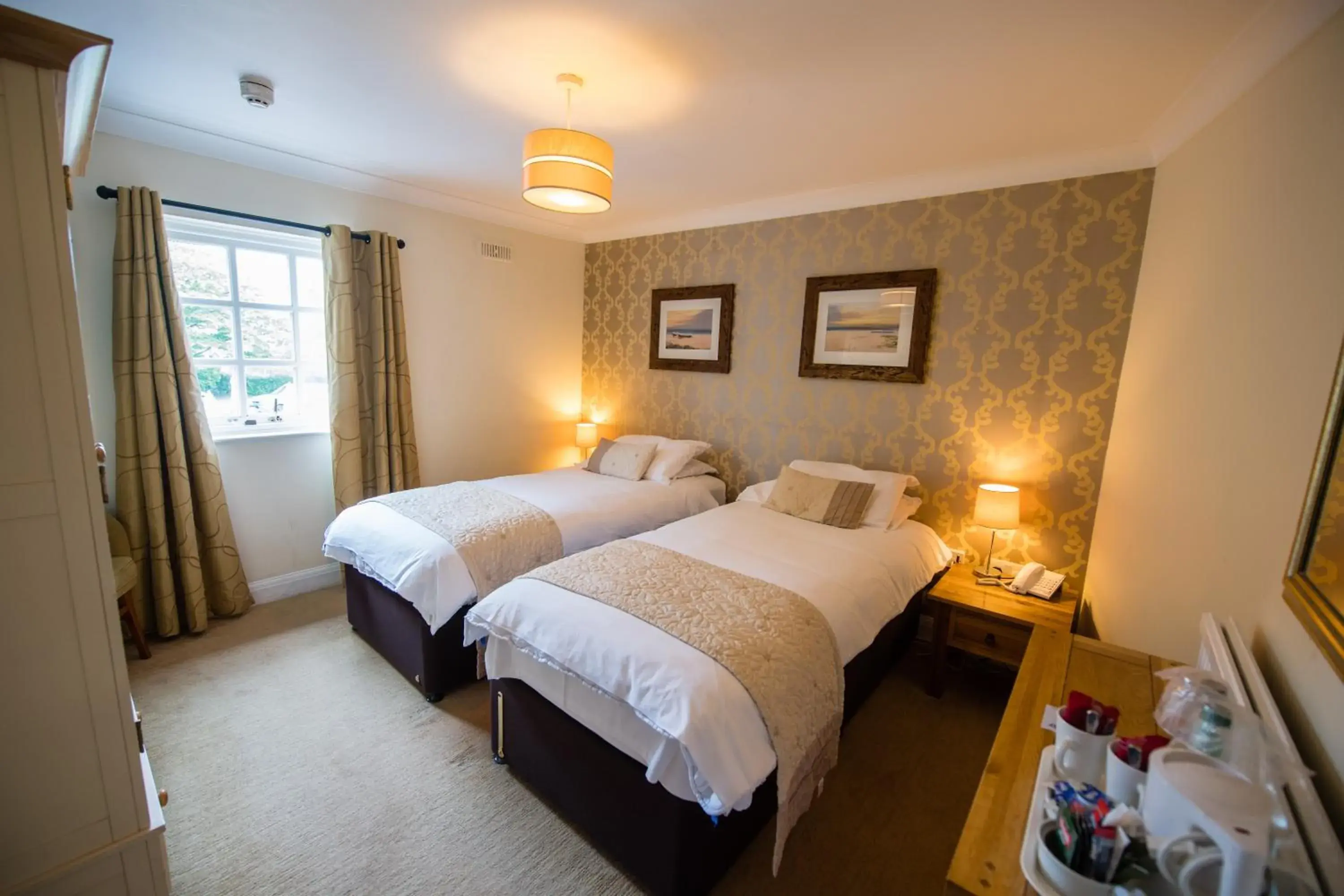 Twin Room in The Grove Twin Room in The Grove