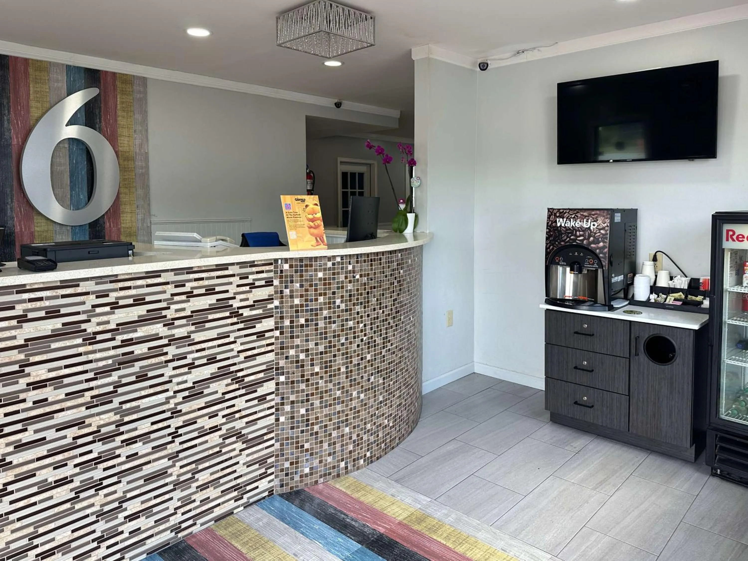 Lobby or reception in Motel 6 Spartanburg, SC Northwest Business 85