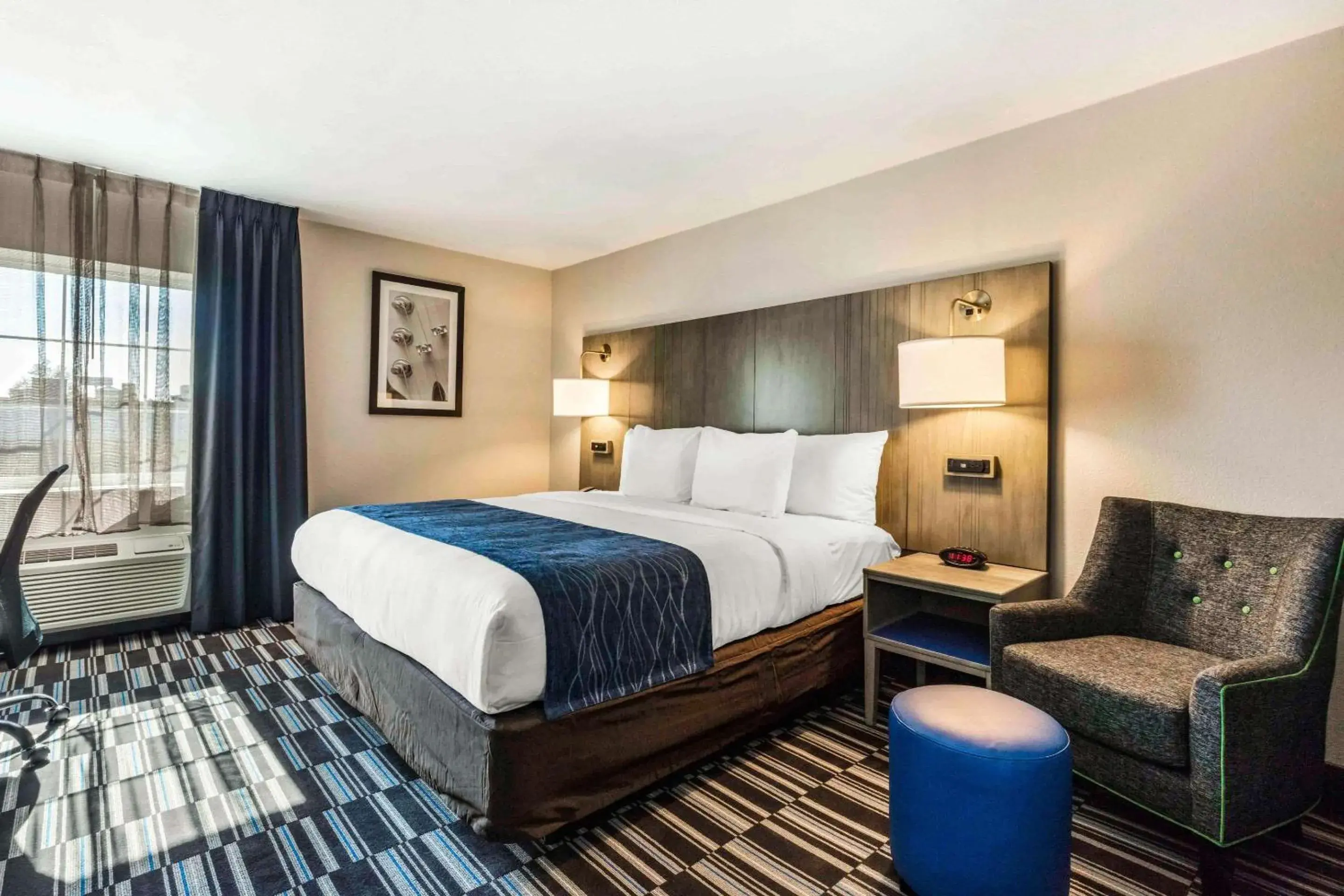 King Room - Non-Smoking in Comfort Inn Memphis Airport West King Room - Non-Smoking in Comfort Inn Memphis Airport West