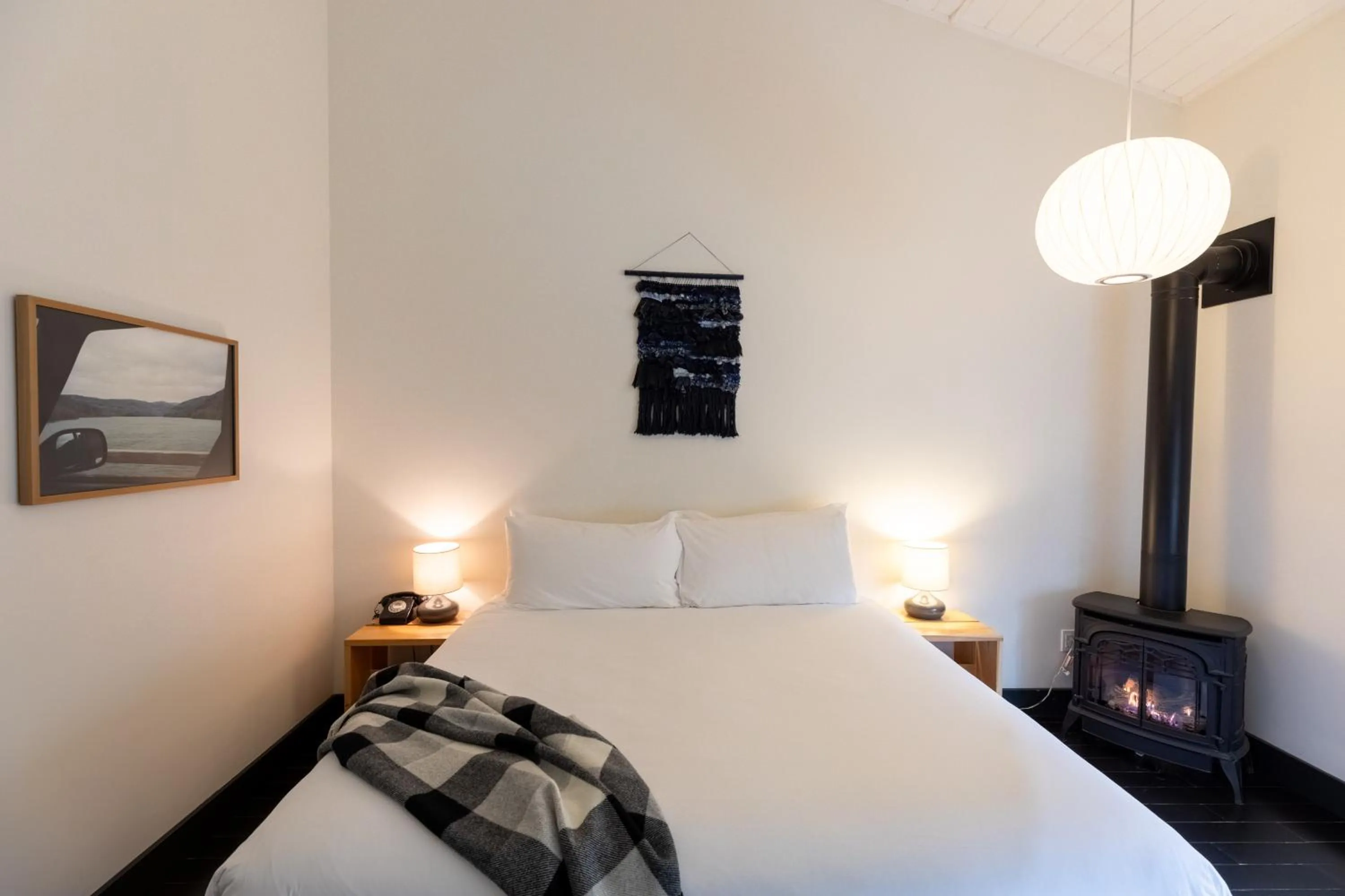 Bed in Scribner's Catskill Lodge, a Member of Design Hotels