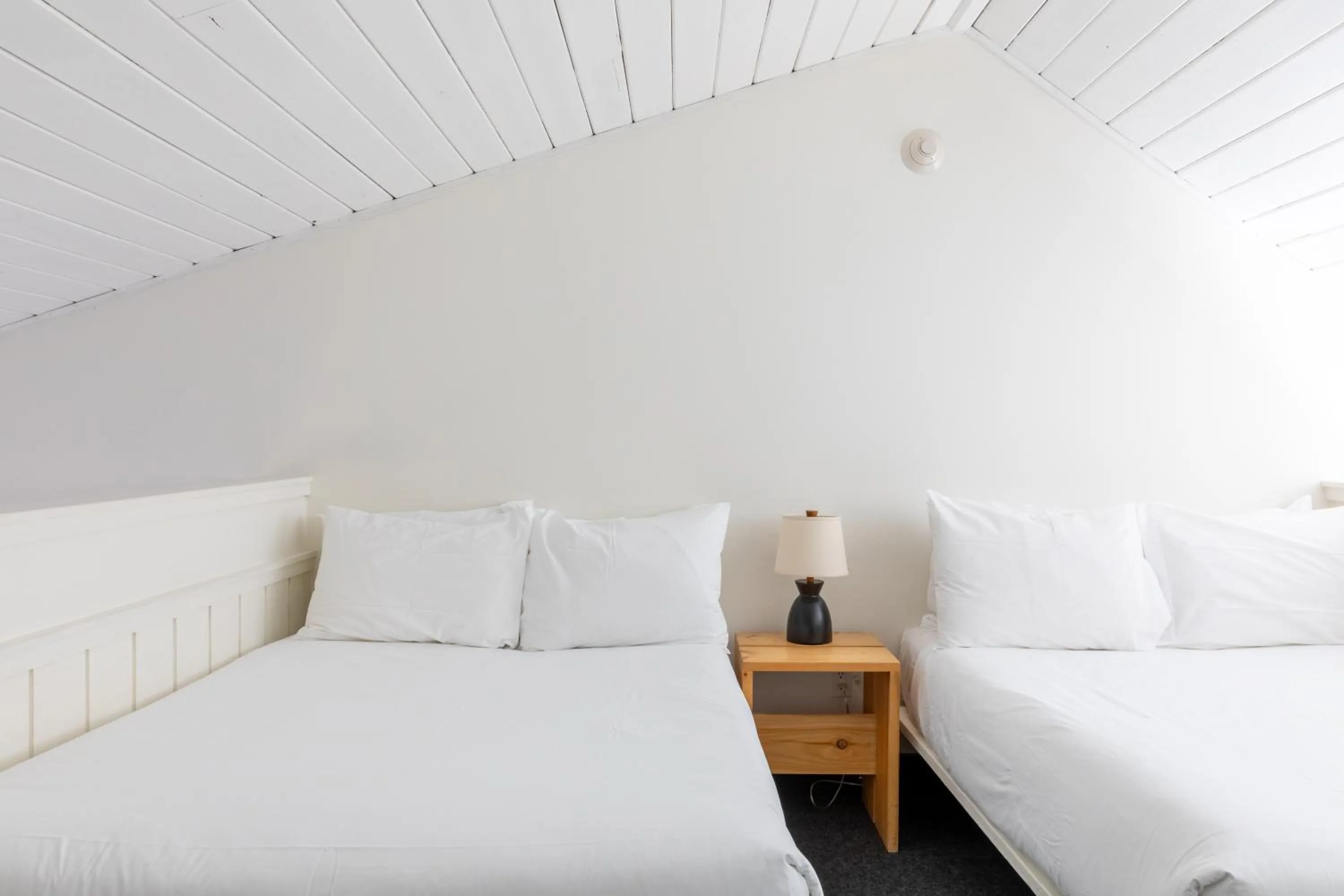 Bed in Scribner's Catskill Lodge, a Member of Design Hotels