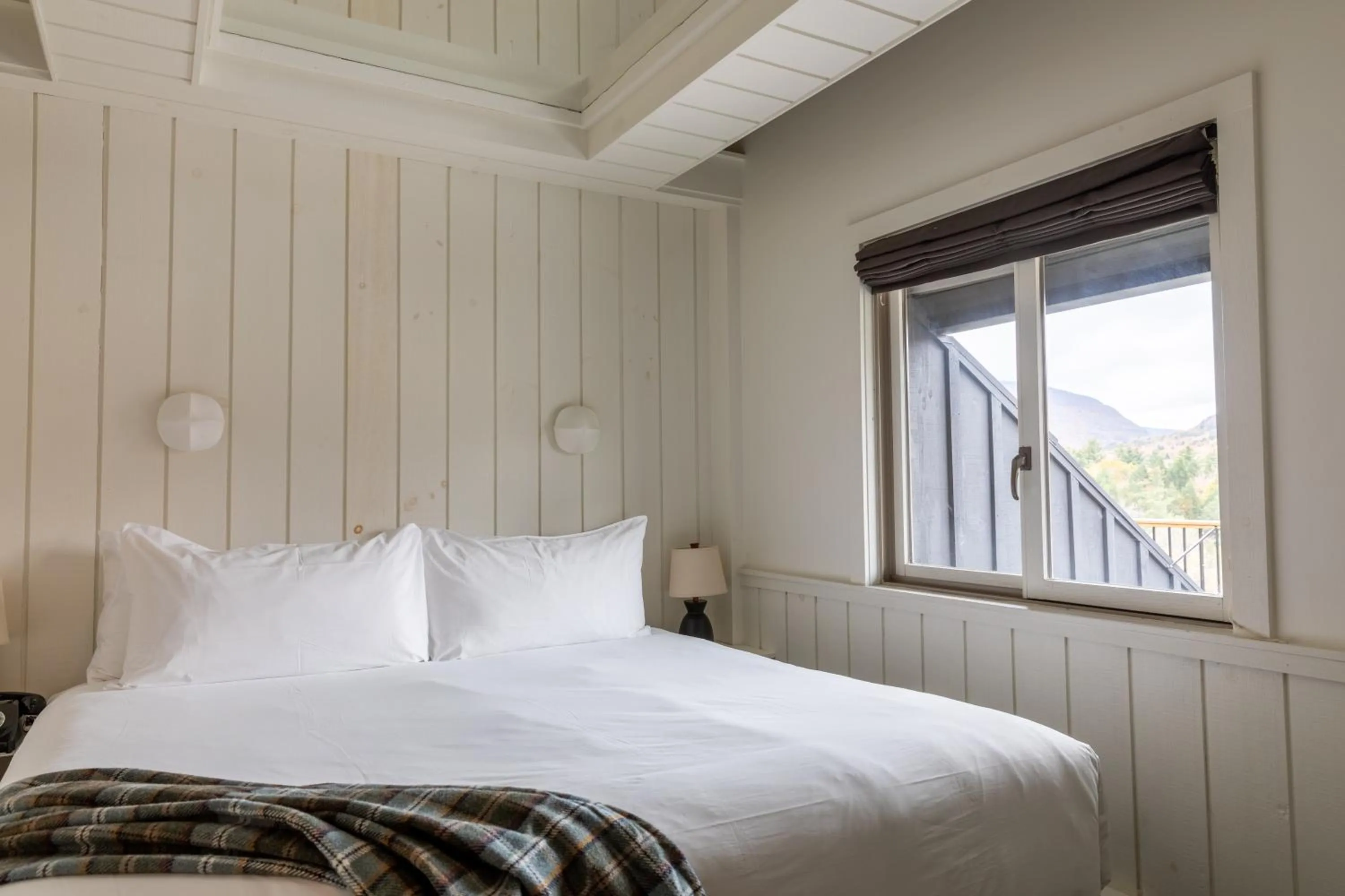 Bed in Scribner's Catskill Lodge, a Member of Design Hotels