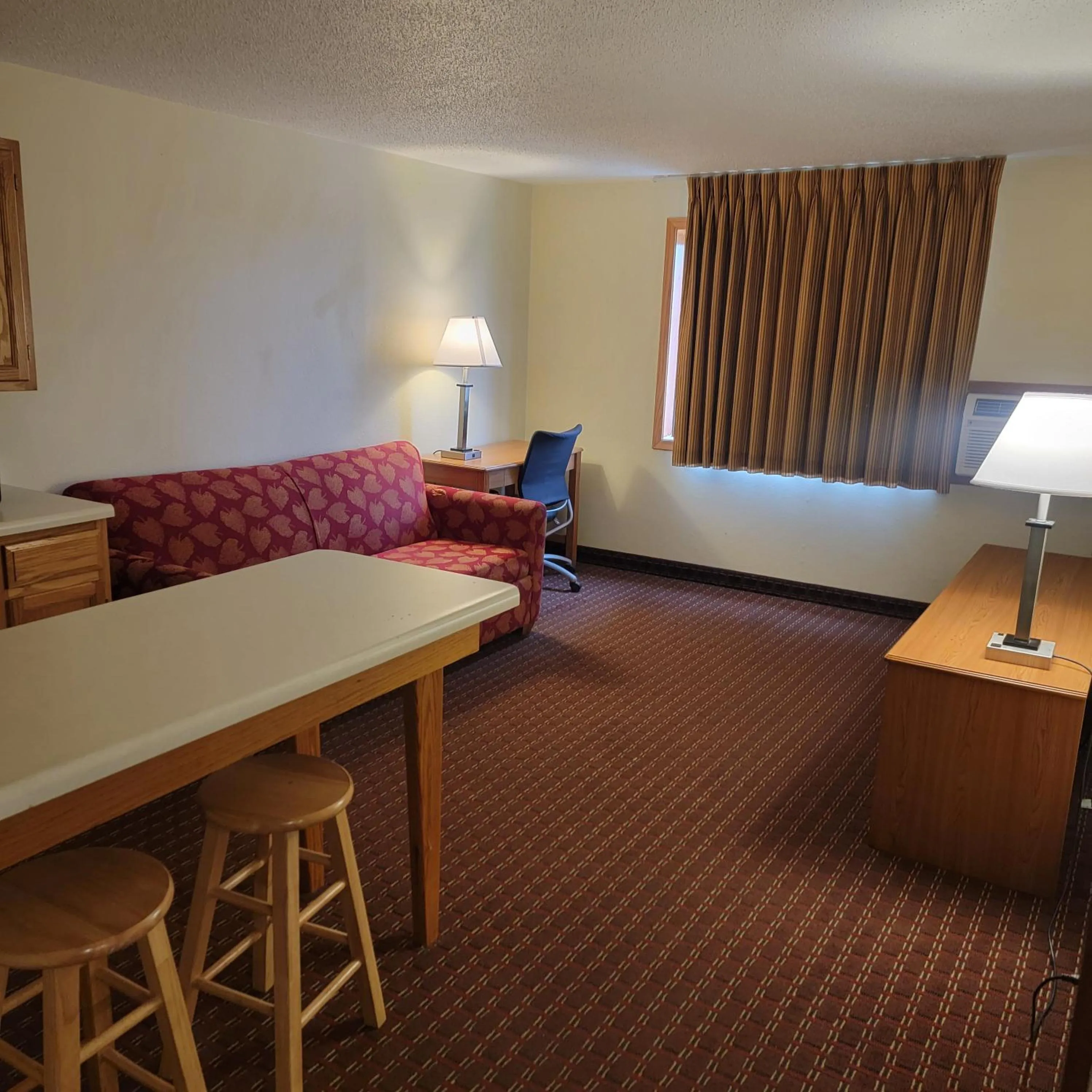 Bed in Days Inn by Wyndham Fort Dodge