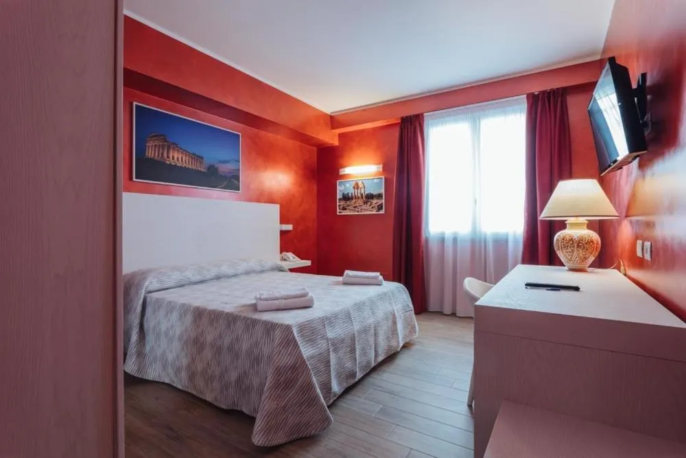 Bathroom, Bed in Le Vele di Balestrate