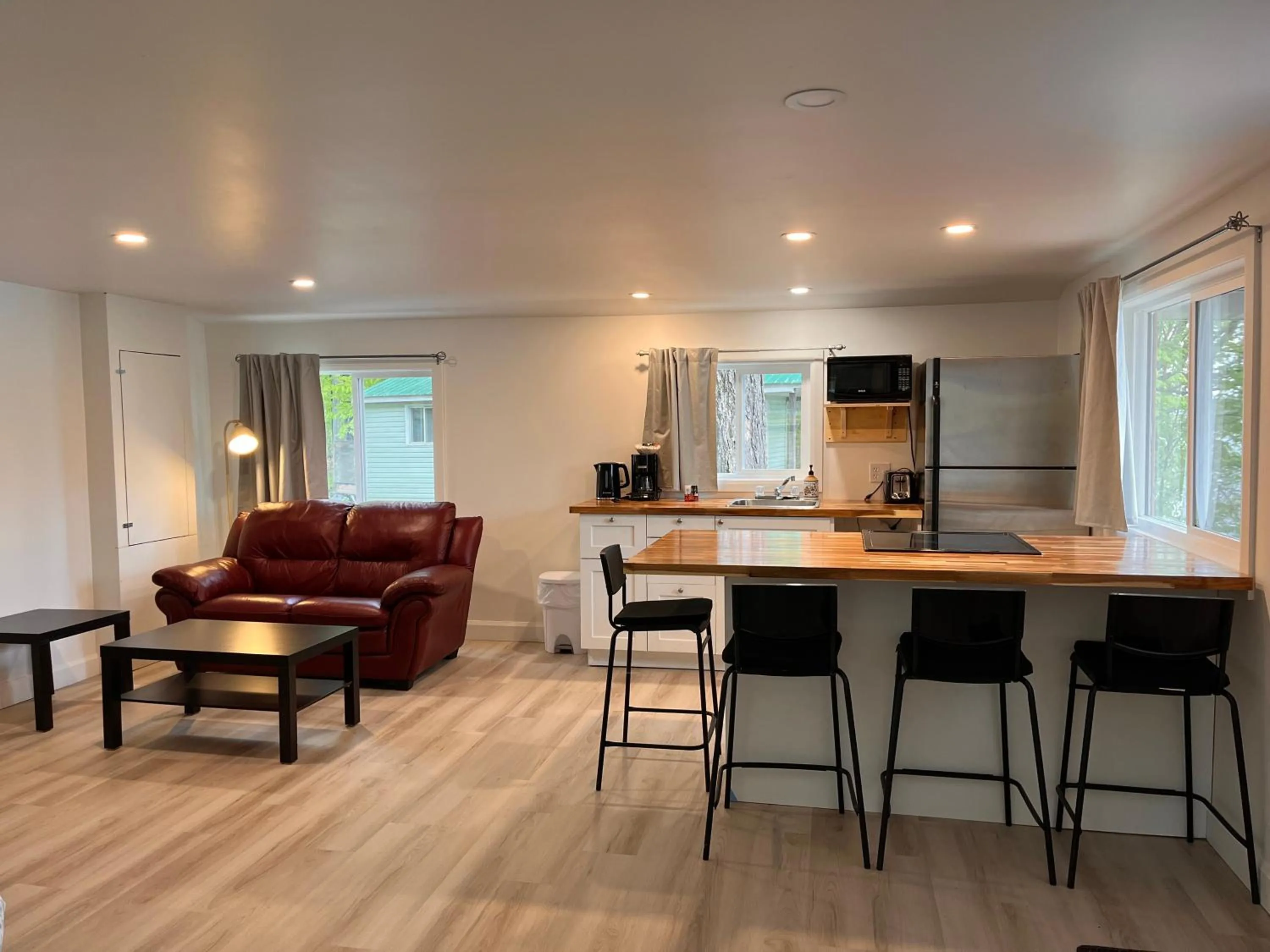 Kitchen or kitchenette in Camping Chalets Lac St-Augustin