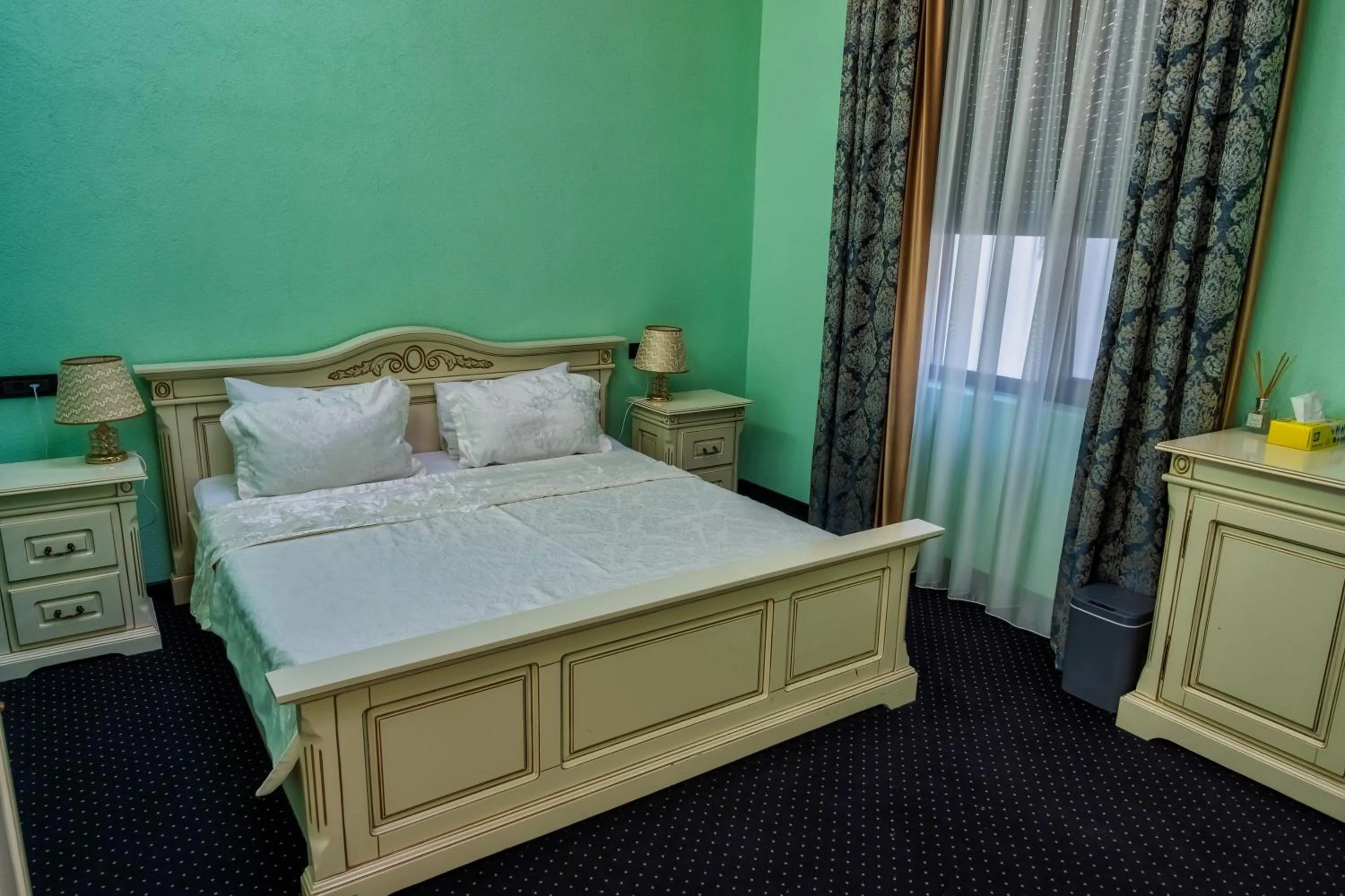 Photo of the whole room, Bed in JMR Royal -Luxury Rooms & Private Sauna