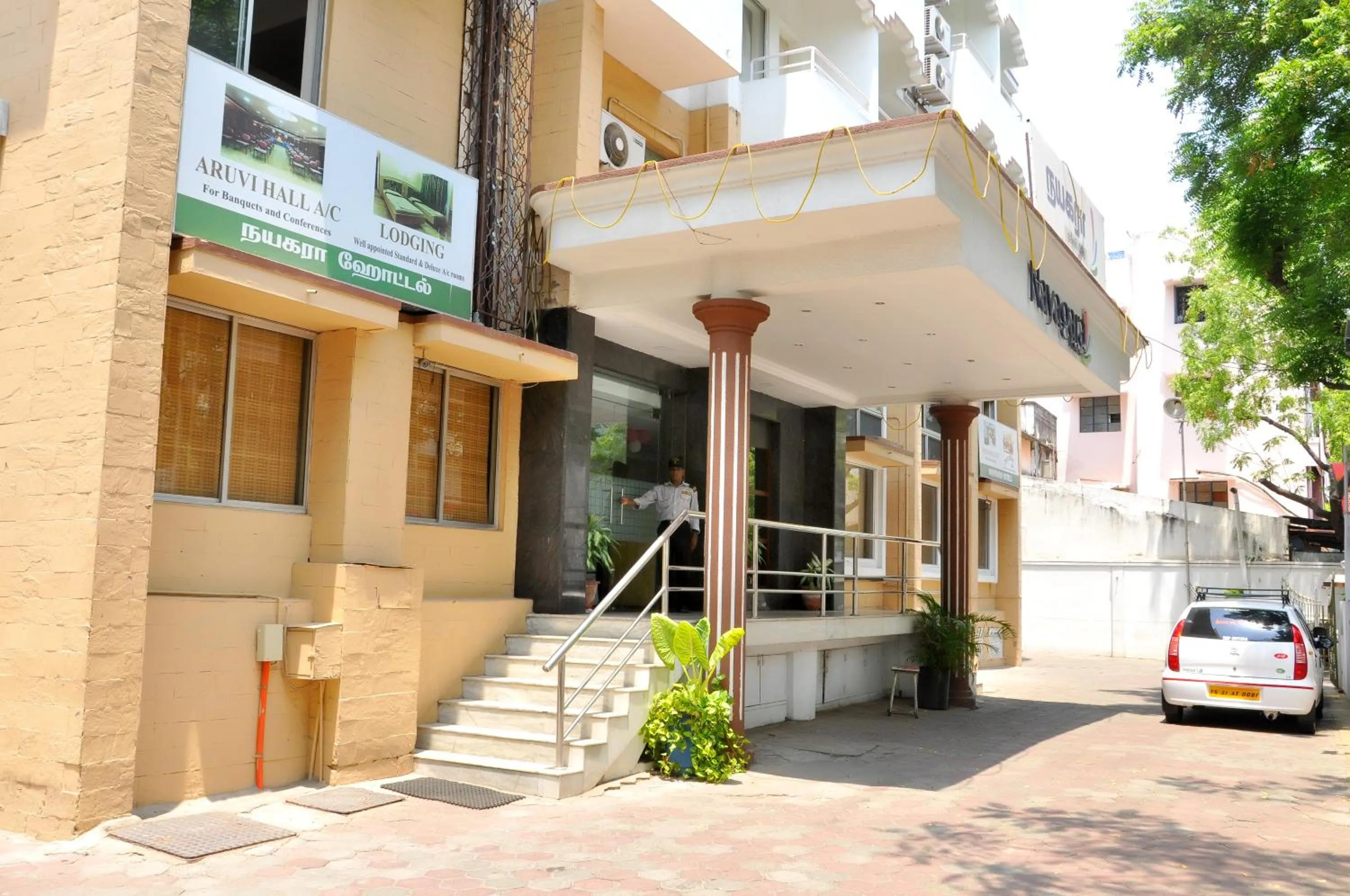 Property building in Nayagara Hotel