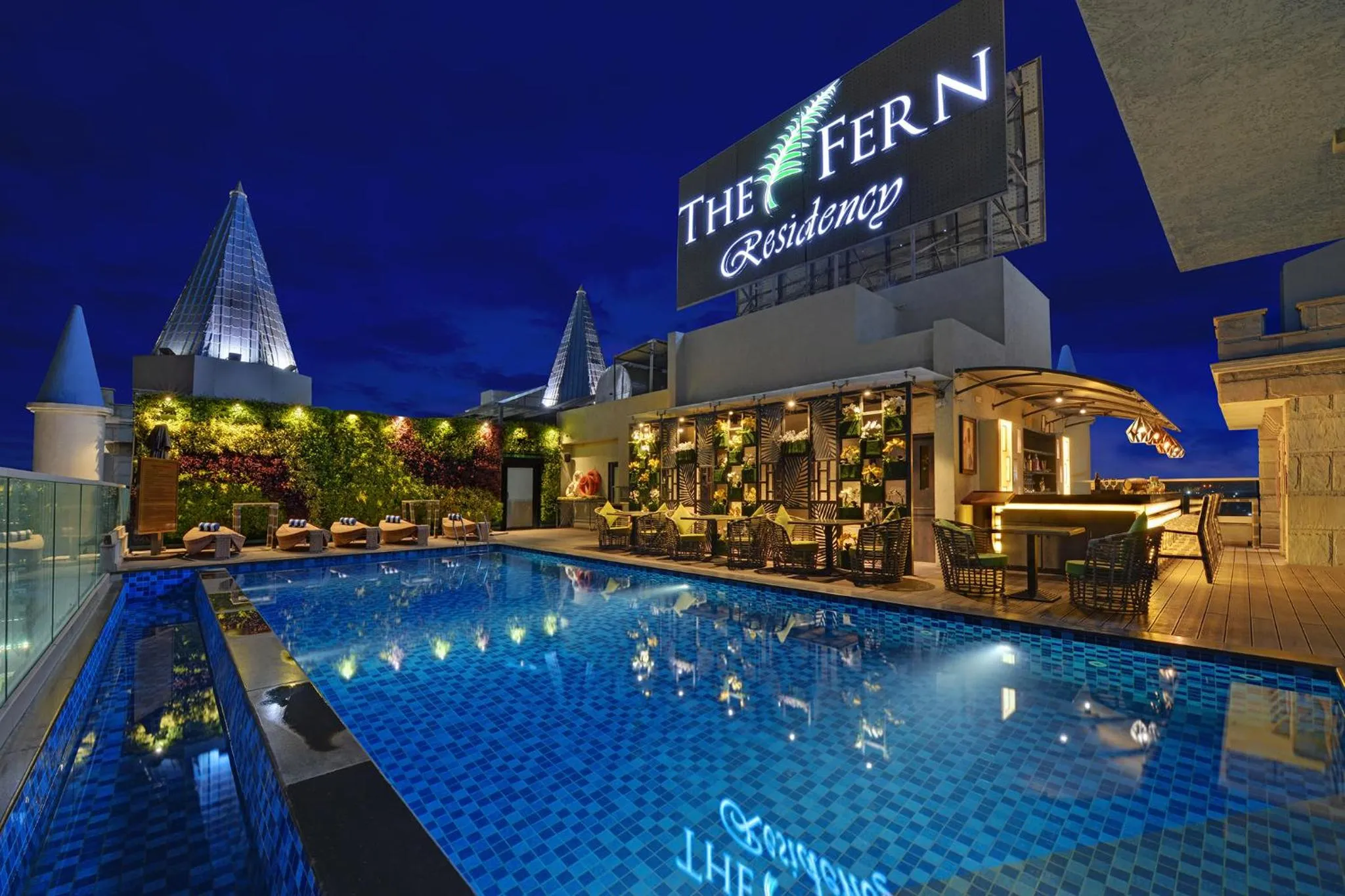 Swimming pool in The Fern Residency, Jaipur