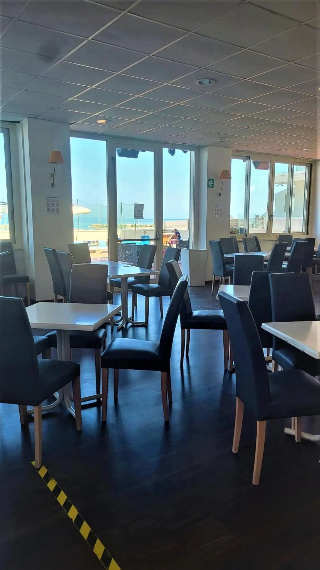 Breakfast in Hotel Embassy