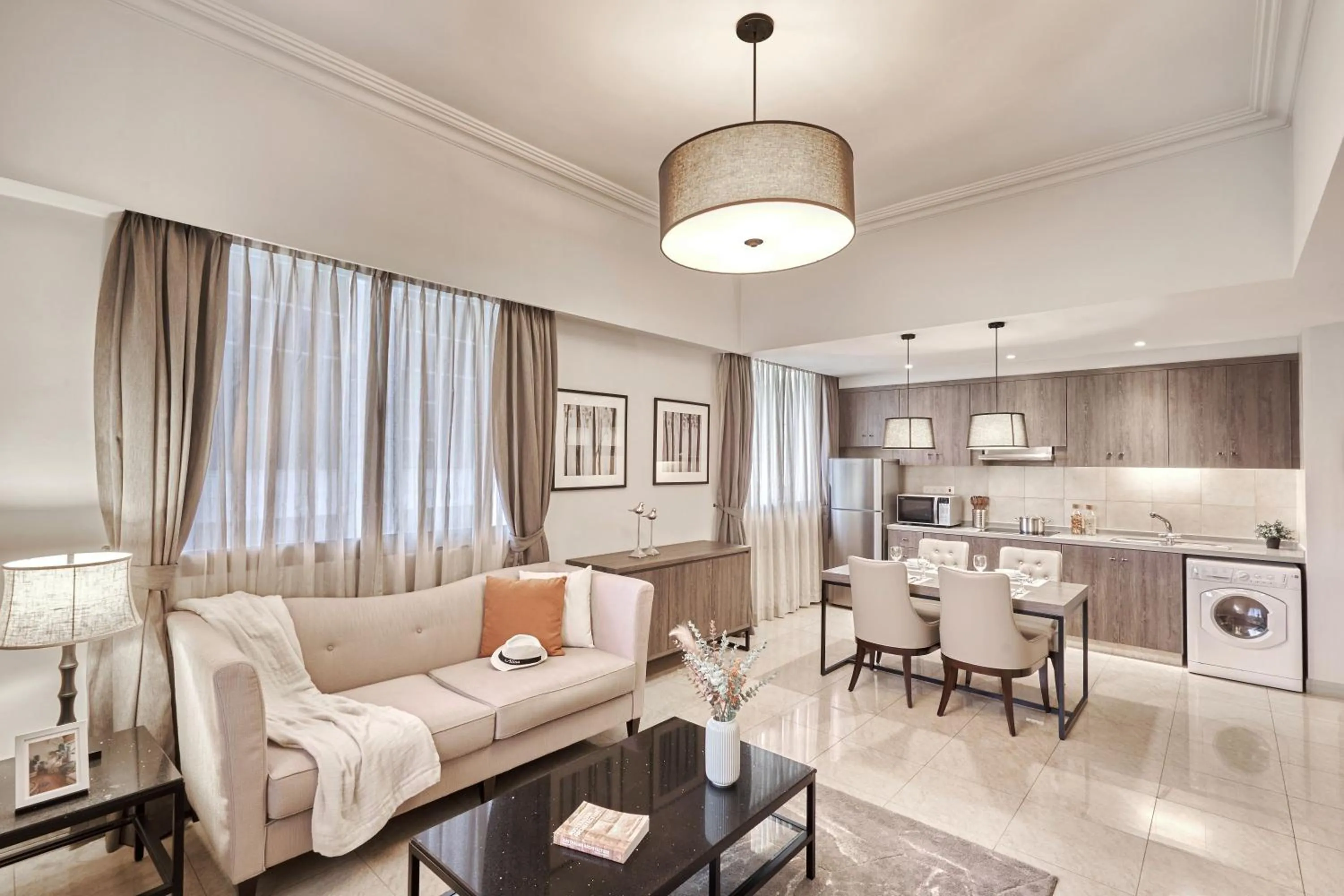 Dining area, Seating Area in Regency House By Far East Hospitality