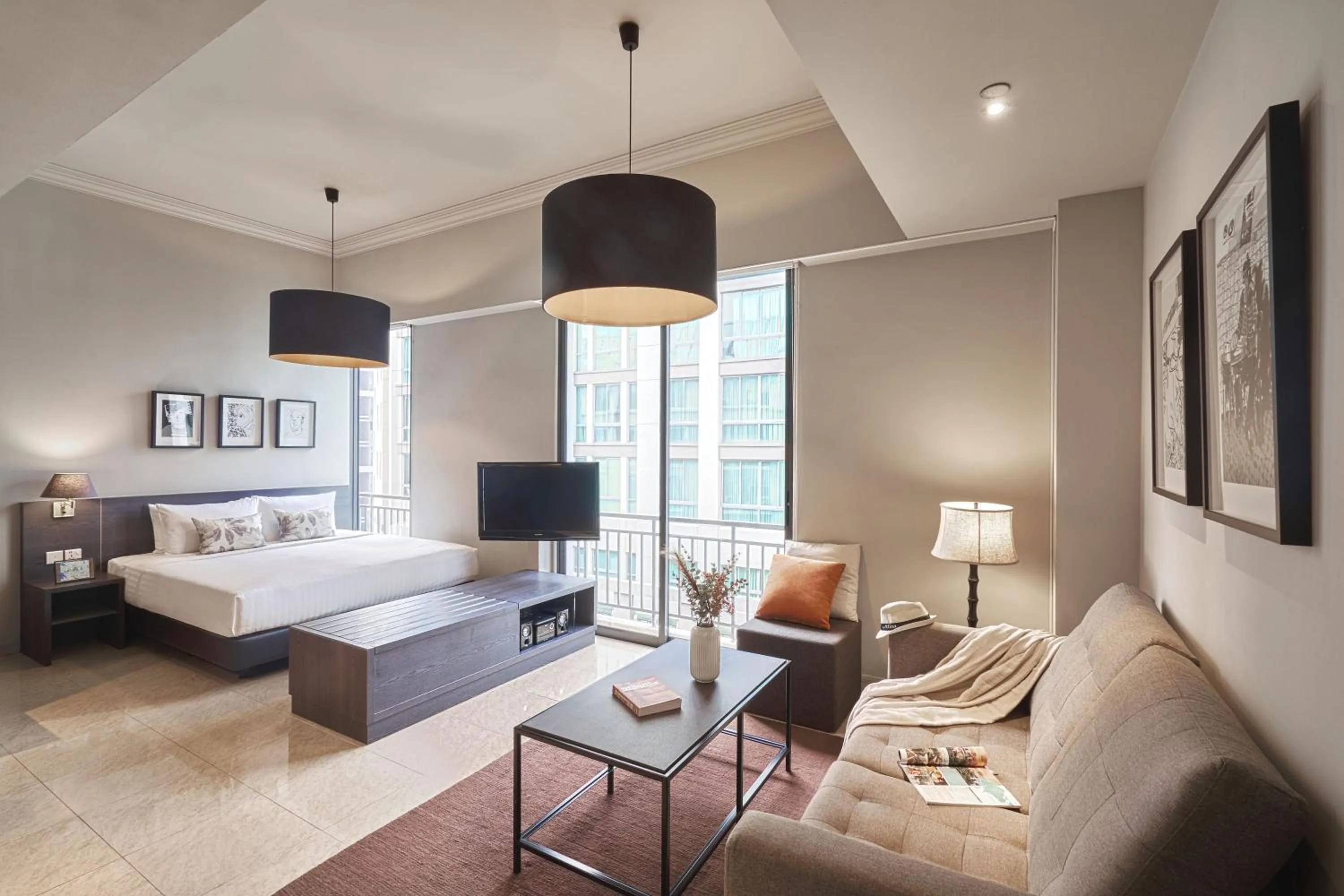 Bedroom, Bed in Regency House By Far East Hospitality