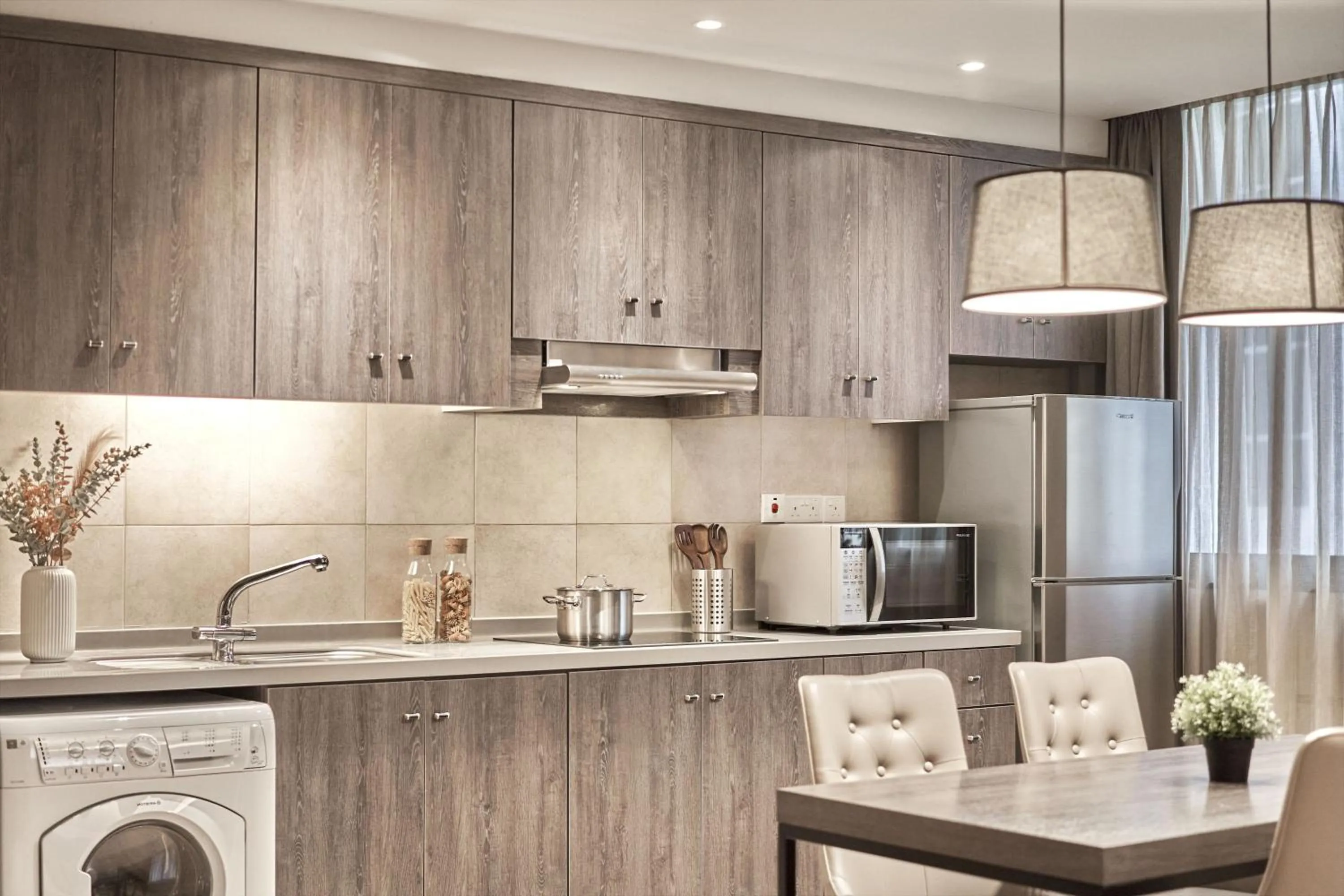 Dining area, Kitchen/Kitchenette in Regency House By Far East Hospitality