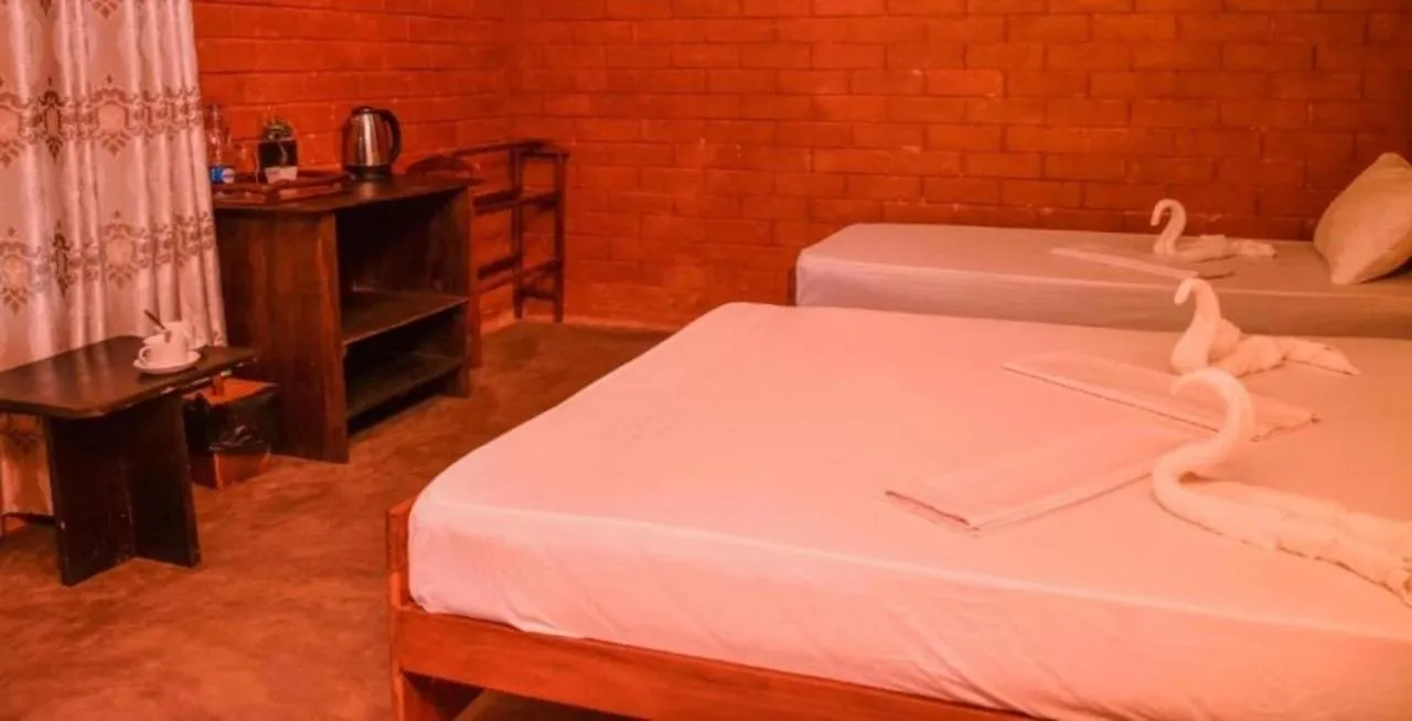 Bed in Sinharaja Forest Gate