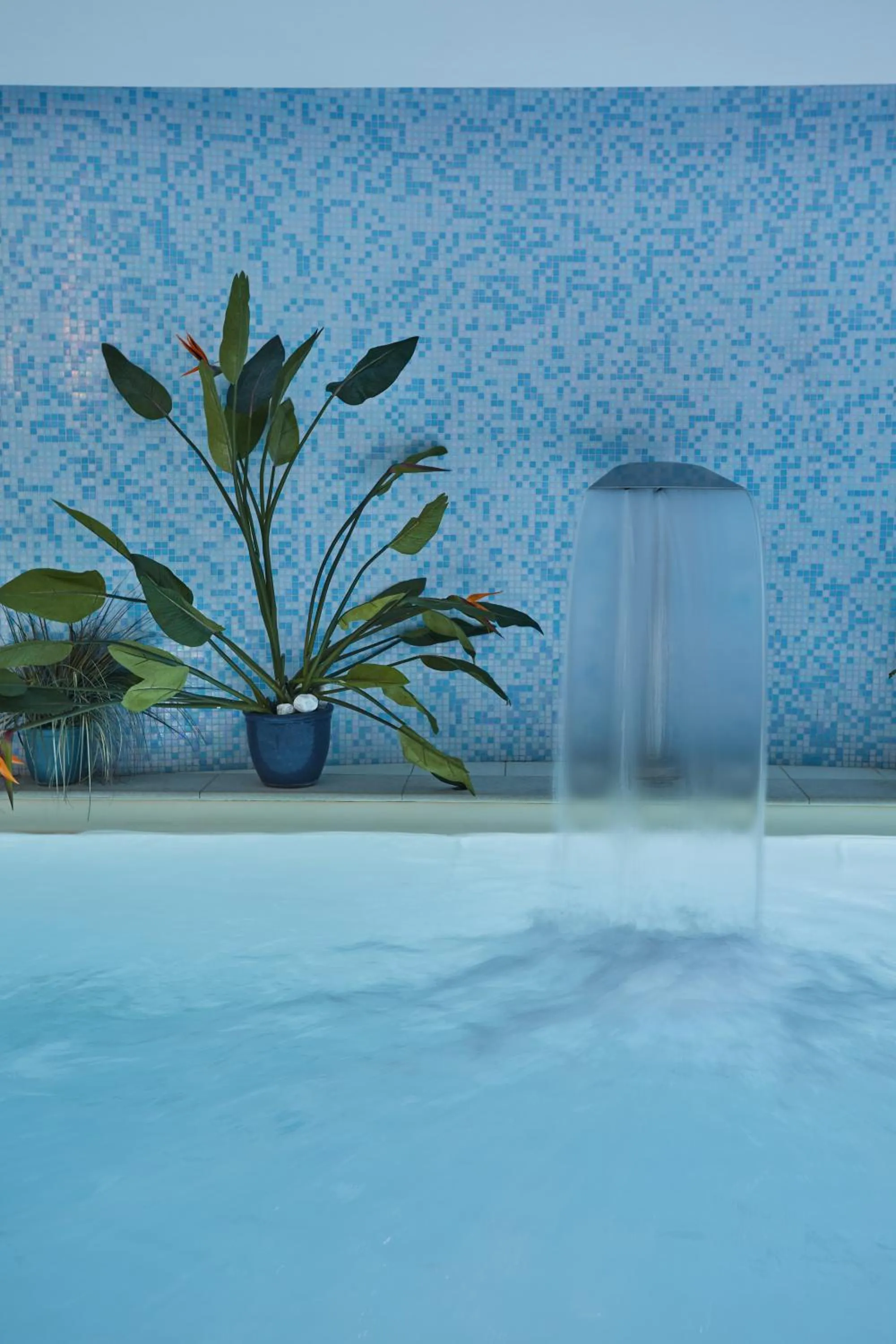 Swimming pool in Jardins de Mademoiselle Hôtel & Spa