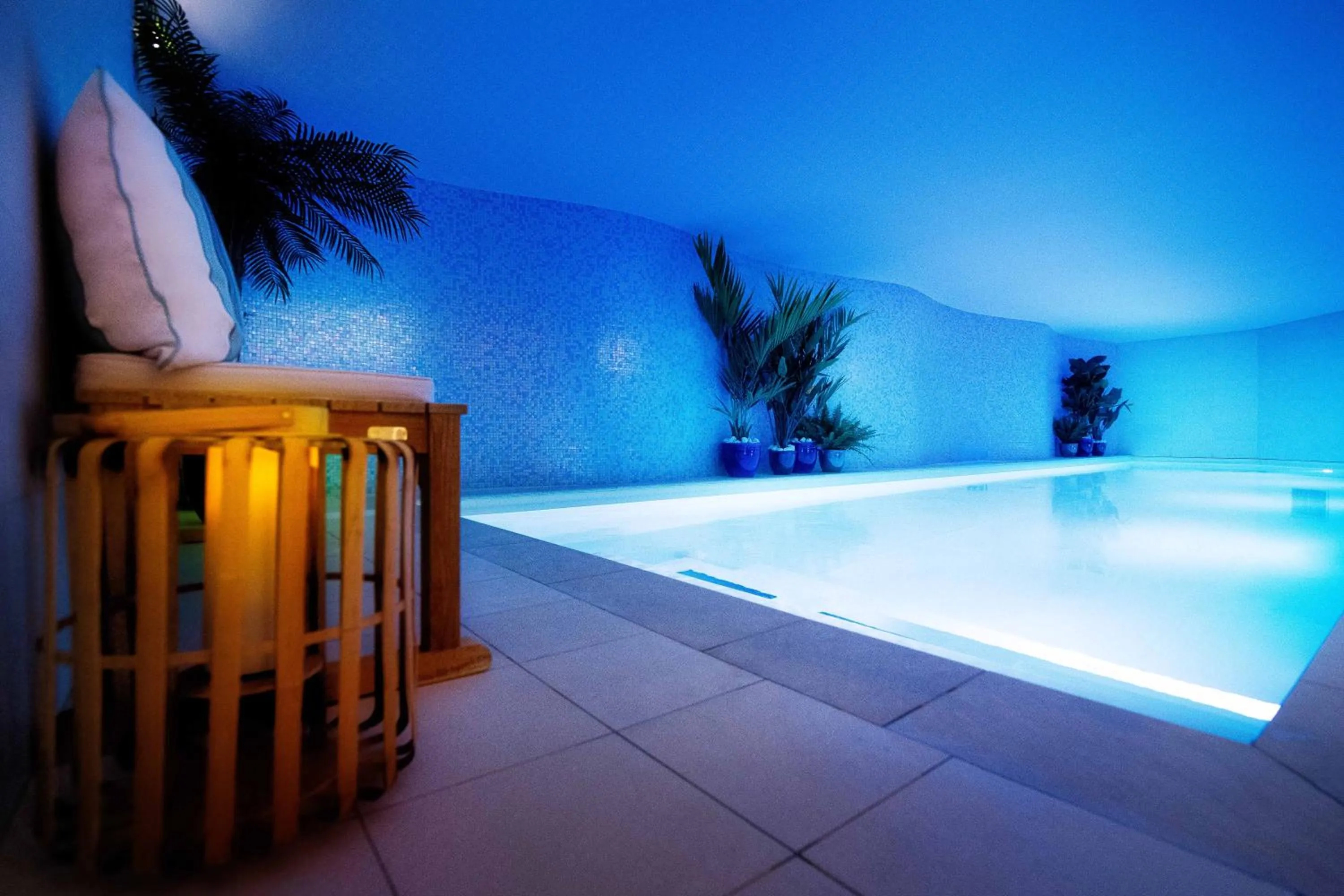 Swimming pool in Jardins de Mademoiselle Hôtel & Spa