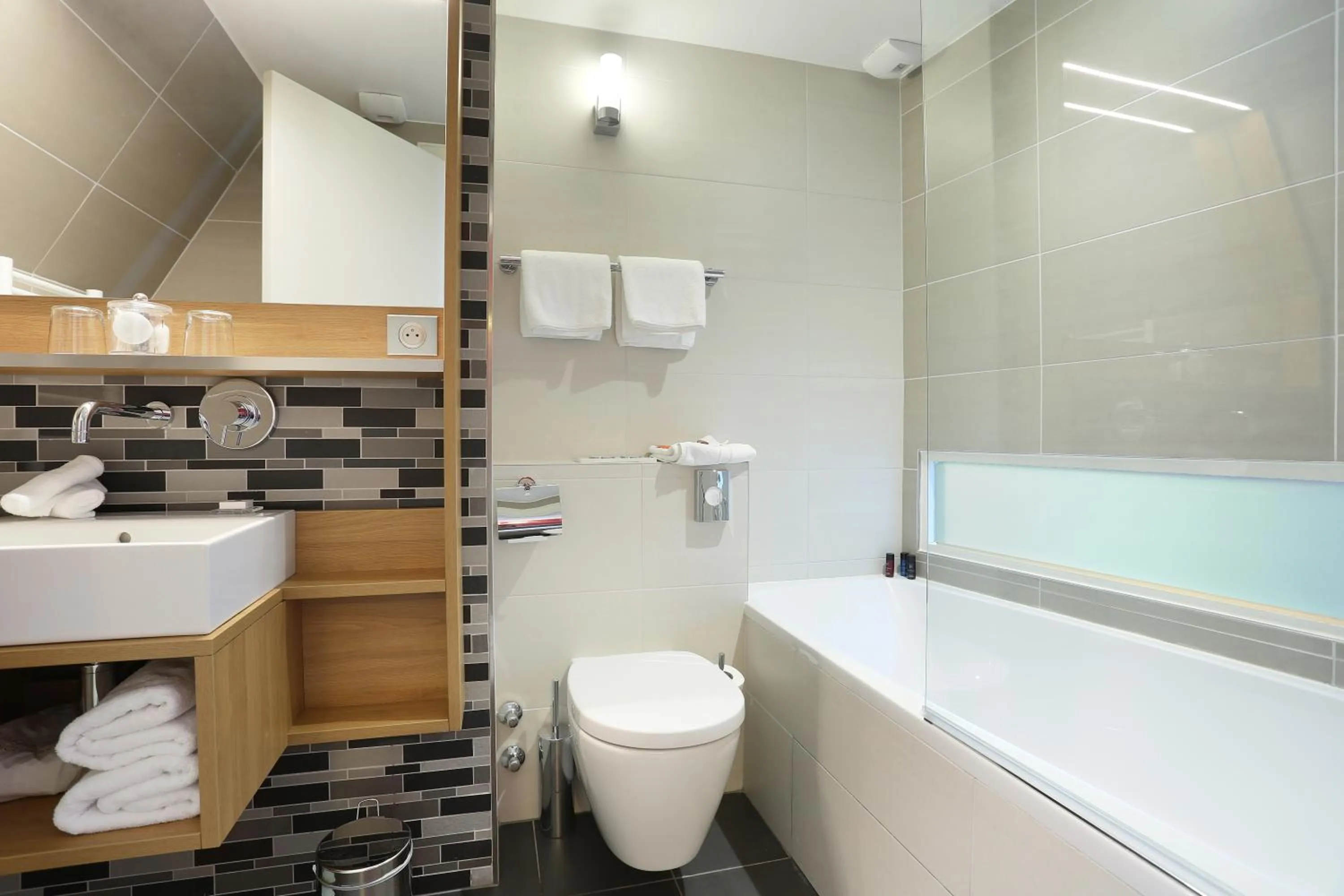 Bathroom in Jardins de Mademoiselle Hôtel & Spa