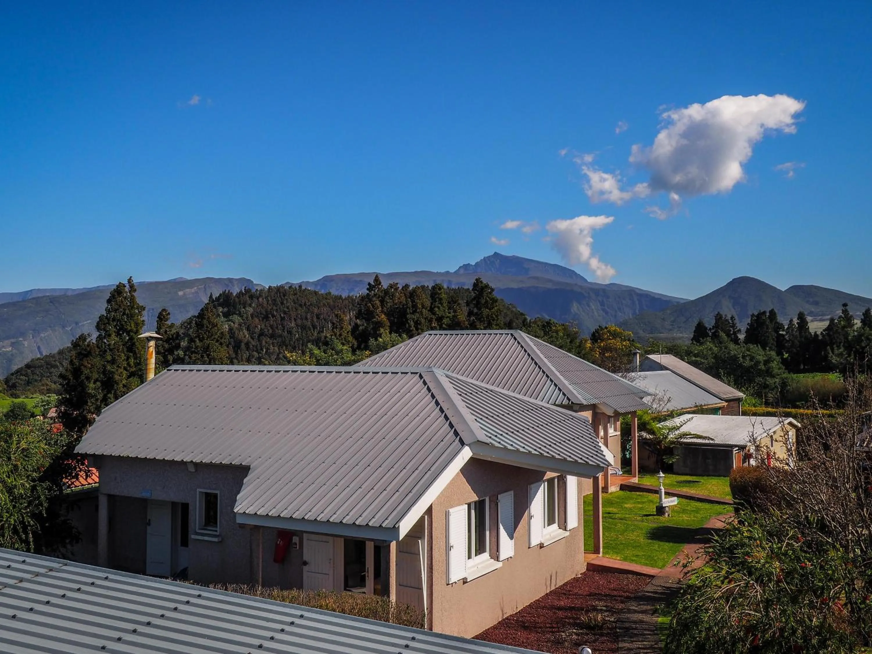 Mountain view in Hôtel L'Ecrin