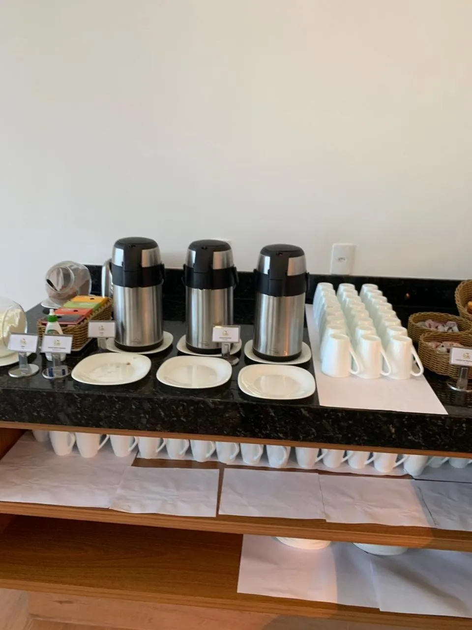 Breakfast in Go Inn Serra