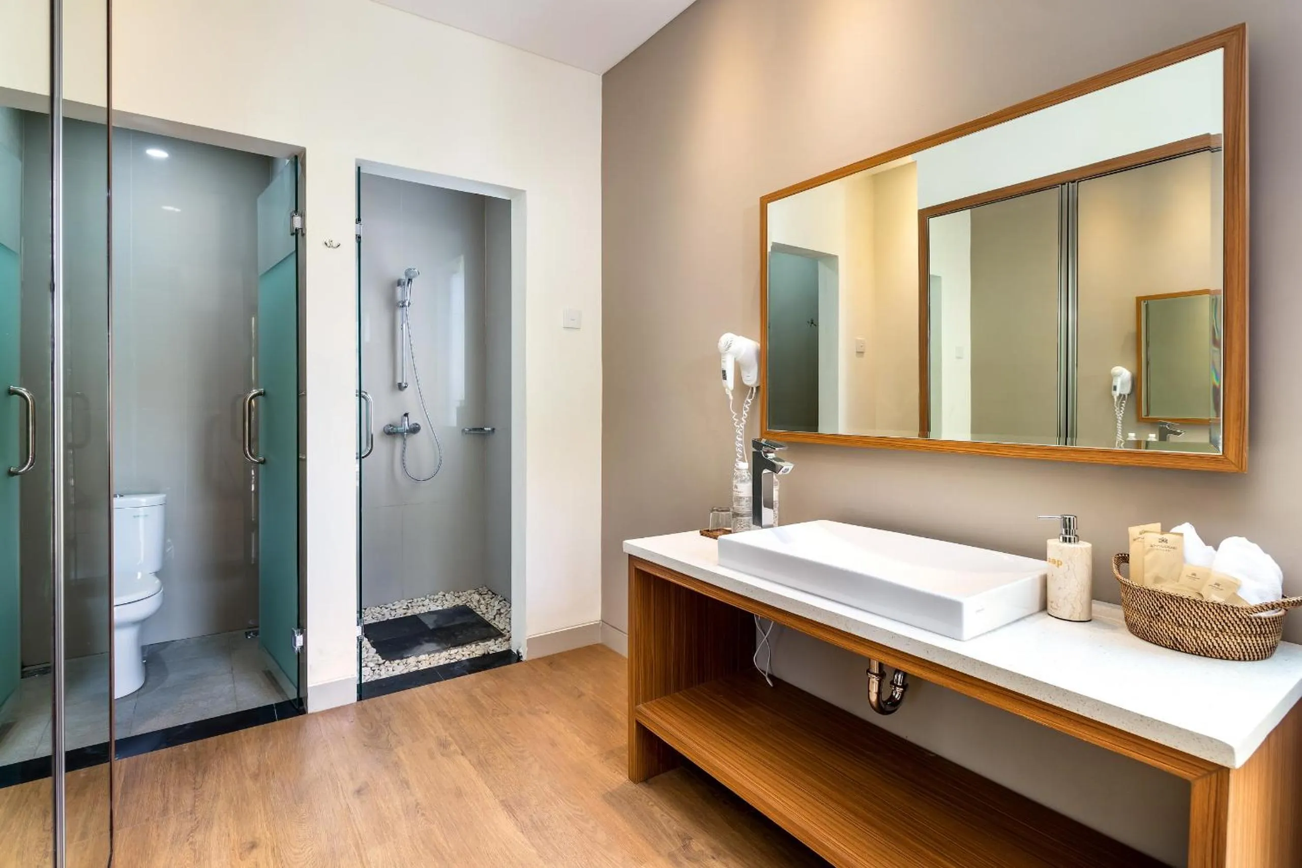 Shower in Annupuri Villas Bali