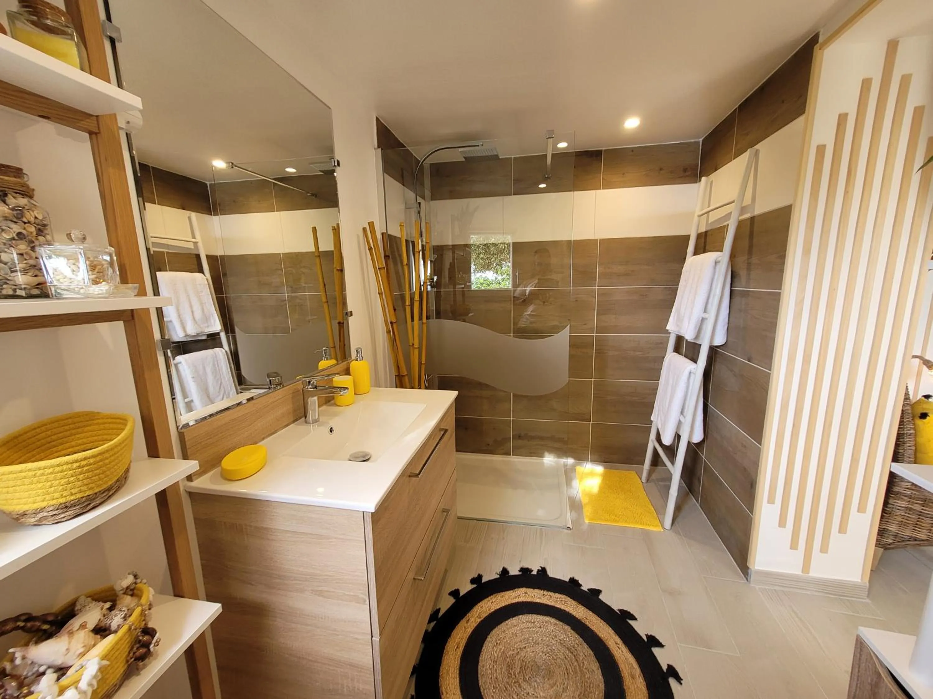 Bathroom in Le Nid Bleu