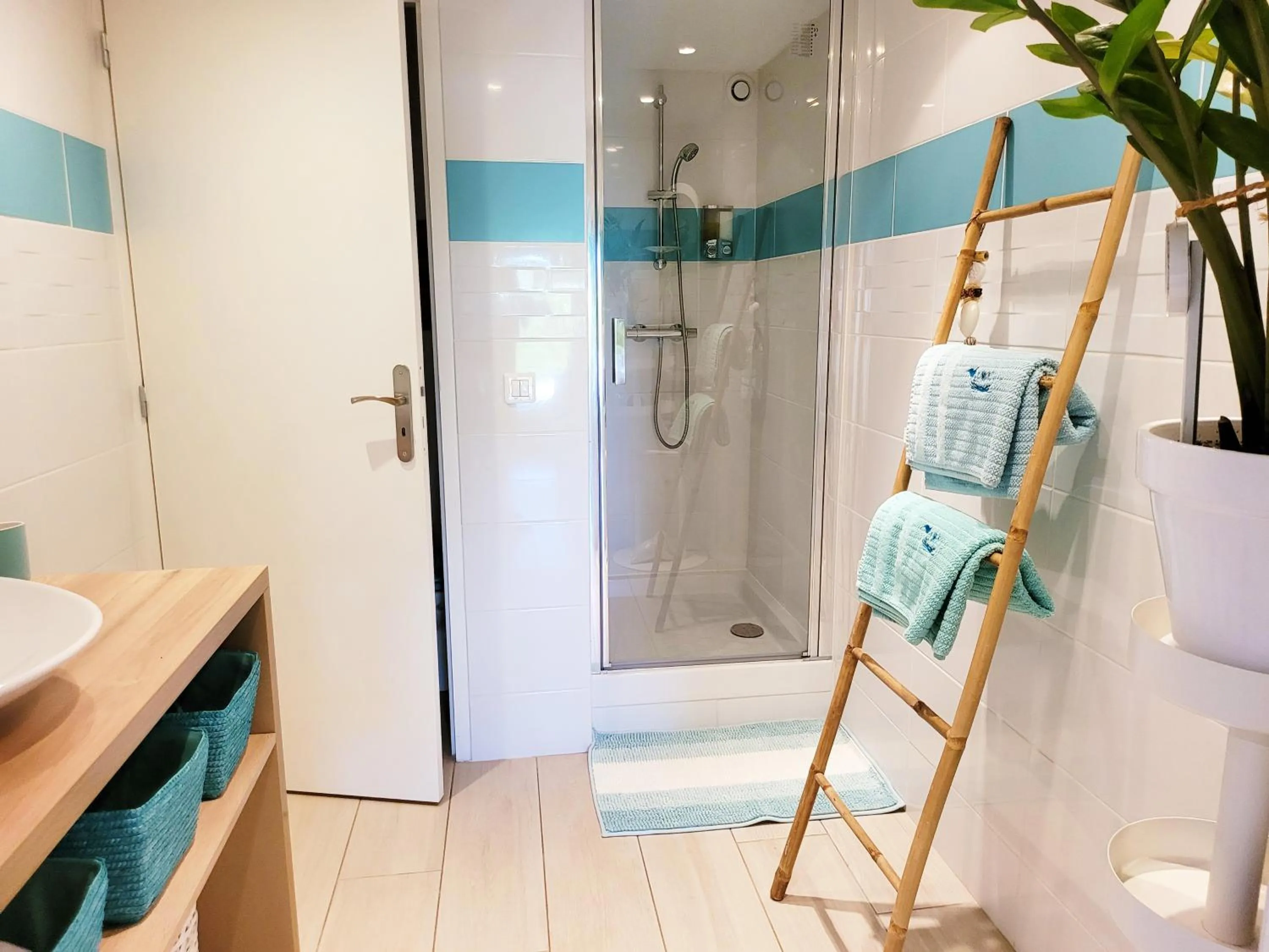 Bathroom in Le Nid Bleu