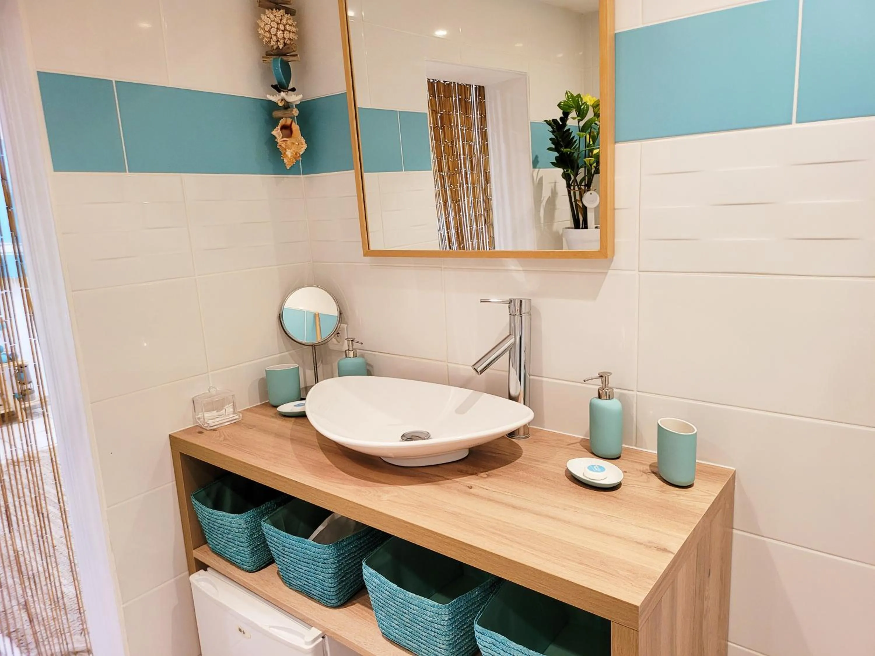 Bathroom in Le Nid Bleu