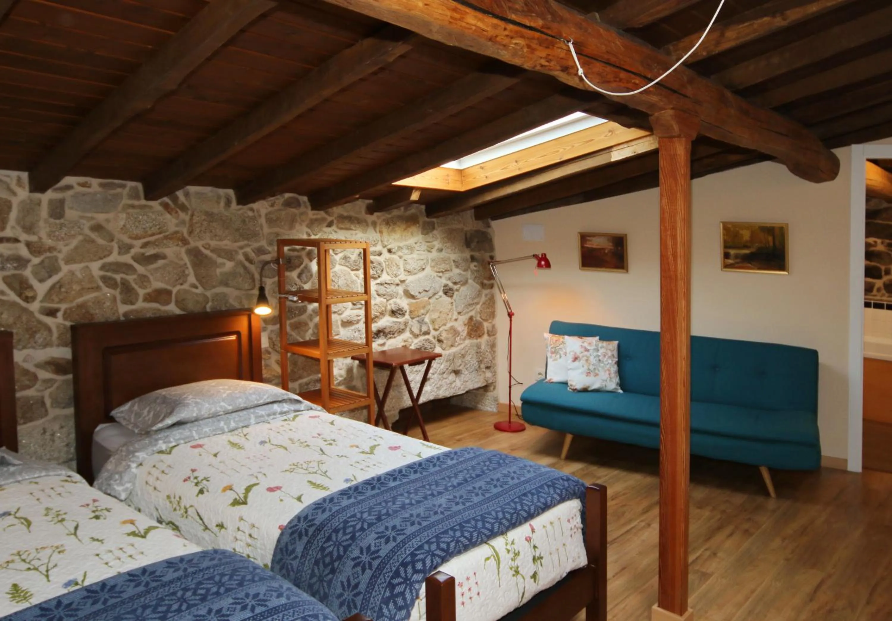 Photo of the whole room, Bed in Pazo de Chaioso Ribeira Sacra