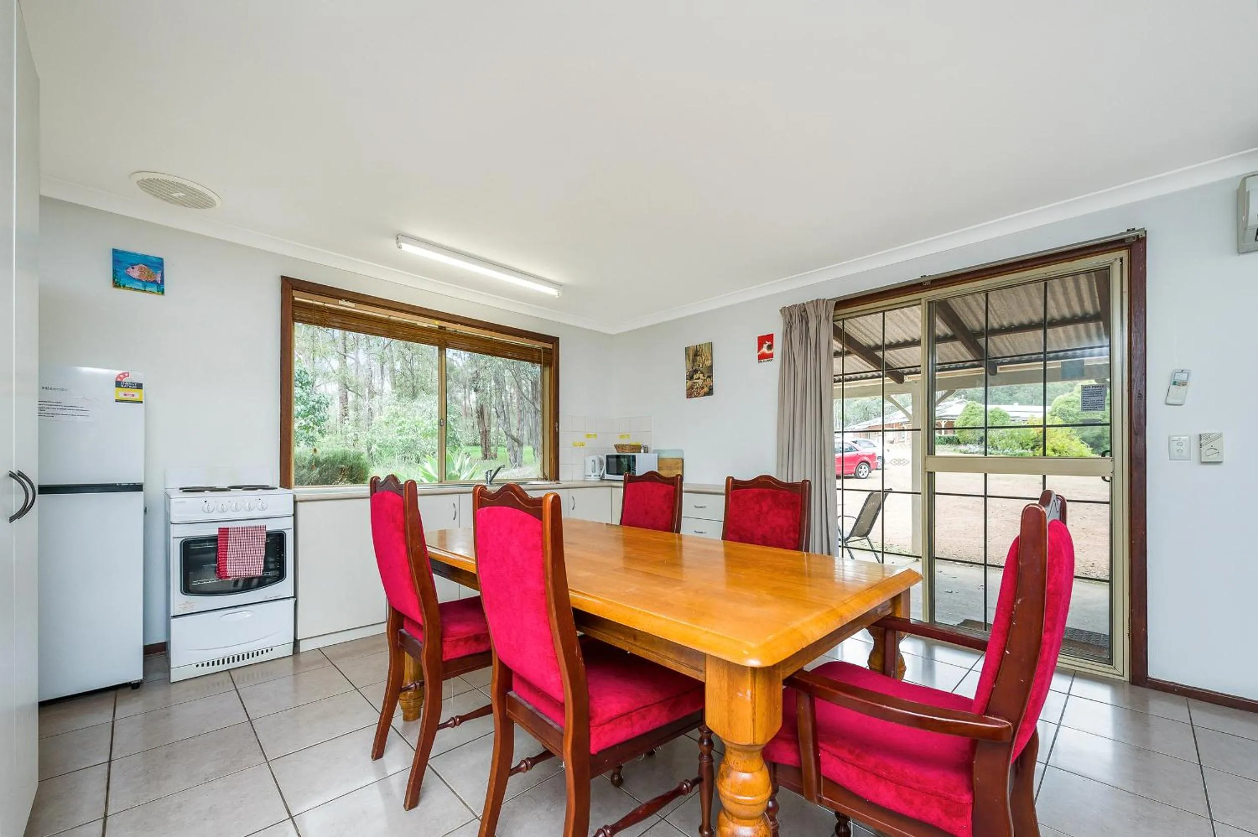 Dining area in Travellers Rest Motel