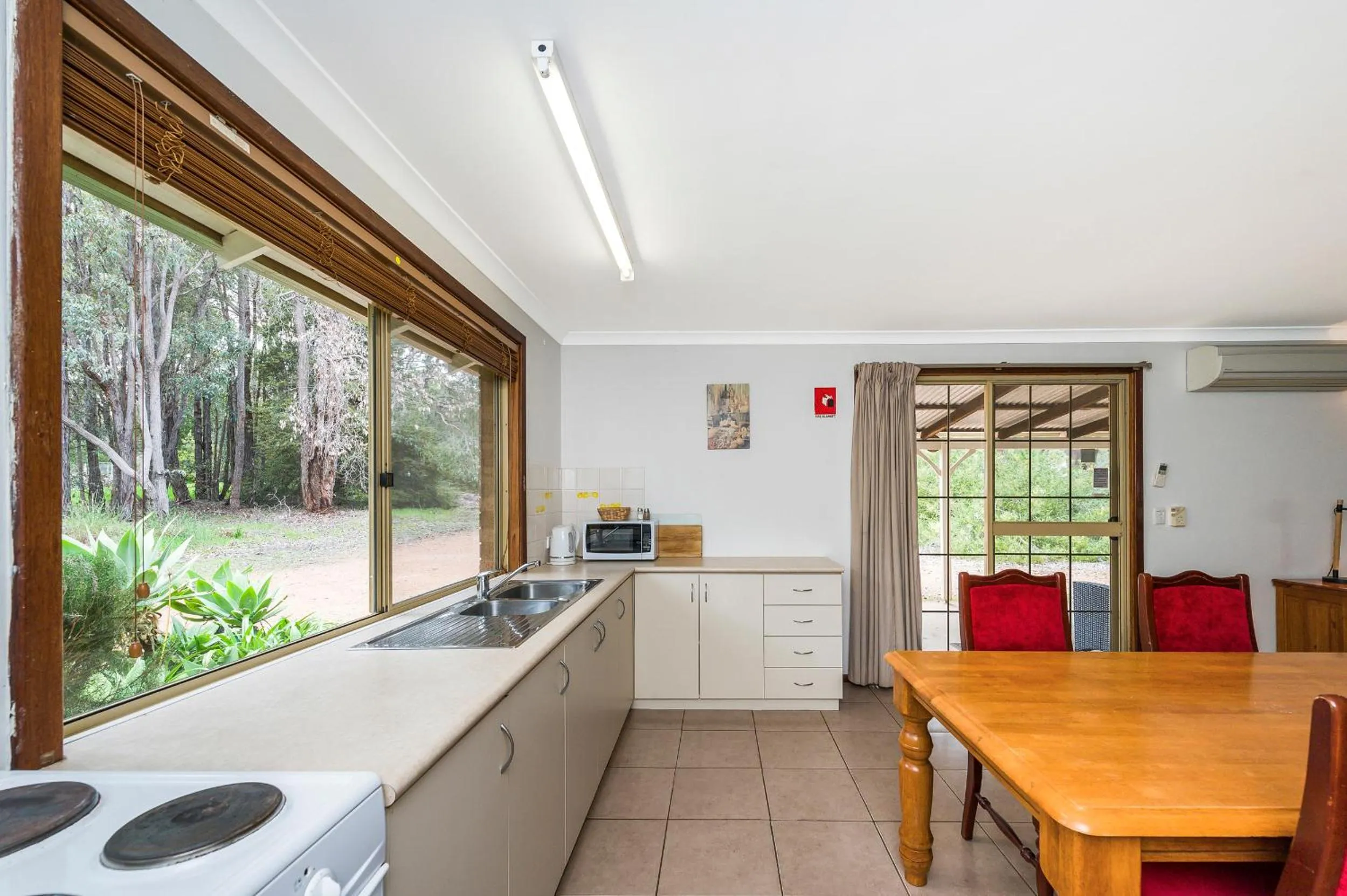 Seating area in Travellers Rest Motel