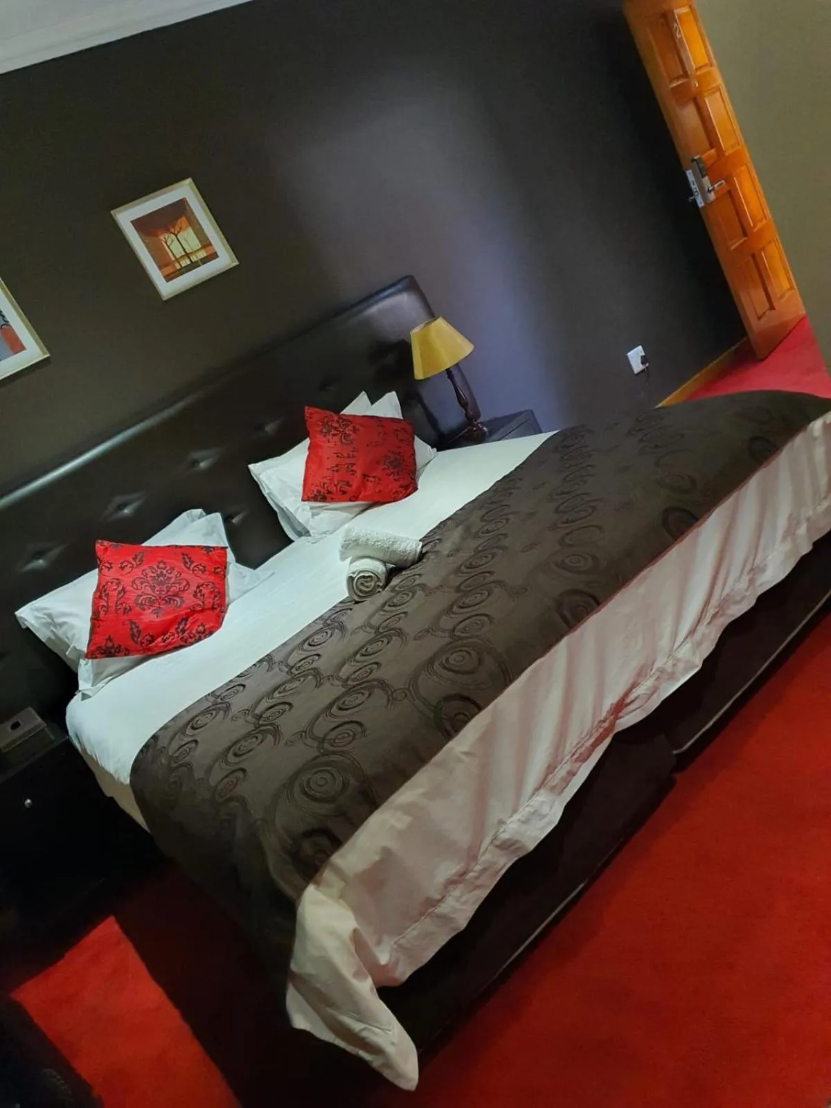 Bedroom, Bed in Houghton Guest House